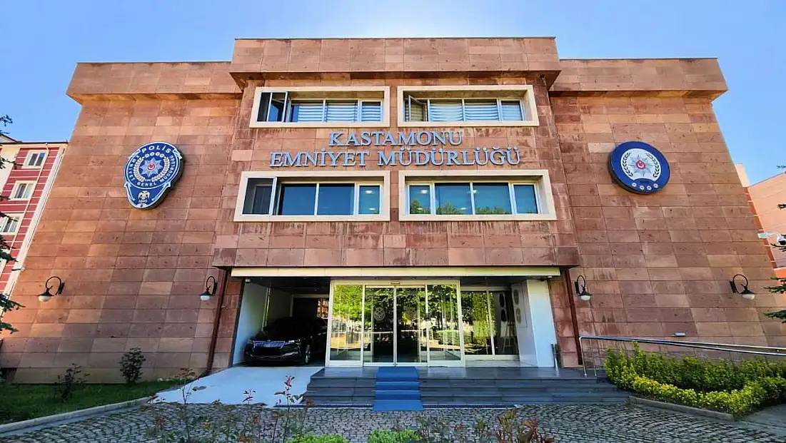 'Silahlı yağma' suçundan aranıyordu! Yakalandı