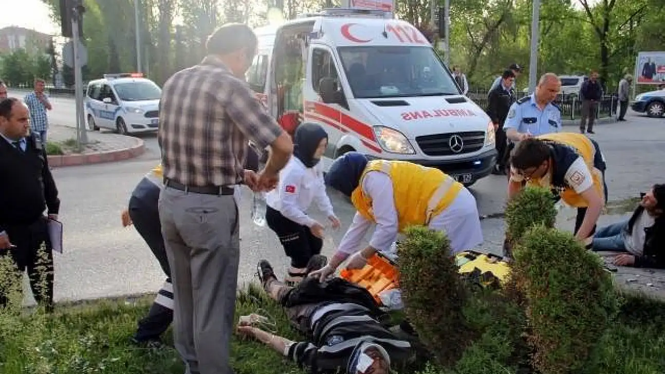 Trafik kazasında can pazarı