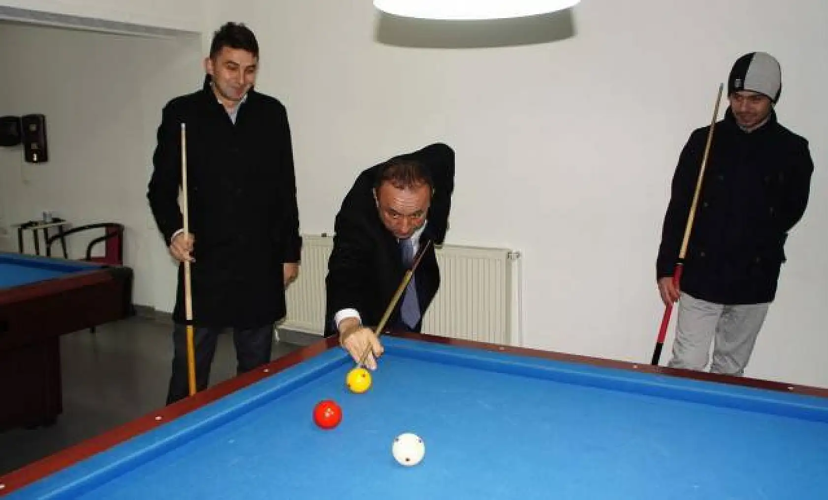 Tahsin Babaş, Araba Pazarını Ziyaret Etti