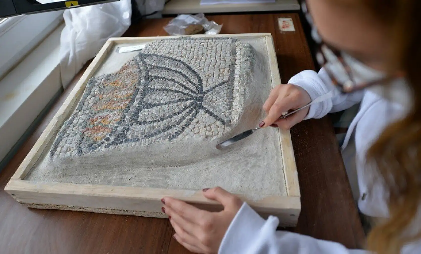 Mezardan 1800 yıllık 'ölü hediyeleri' çıktı