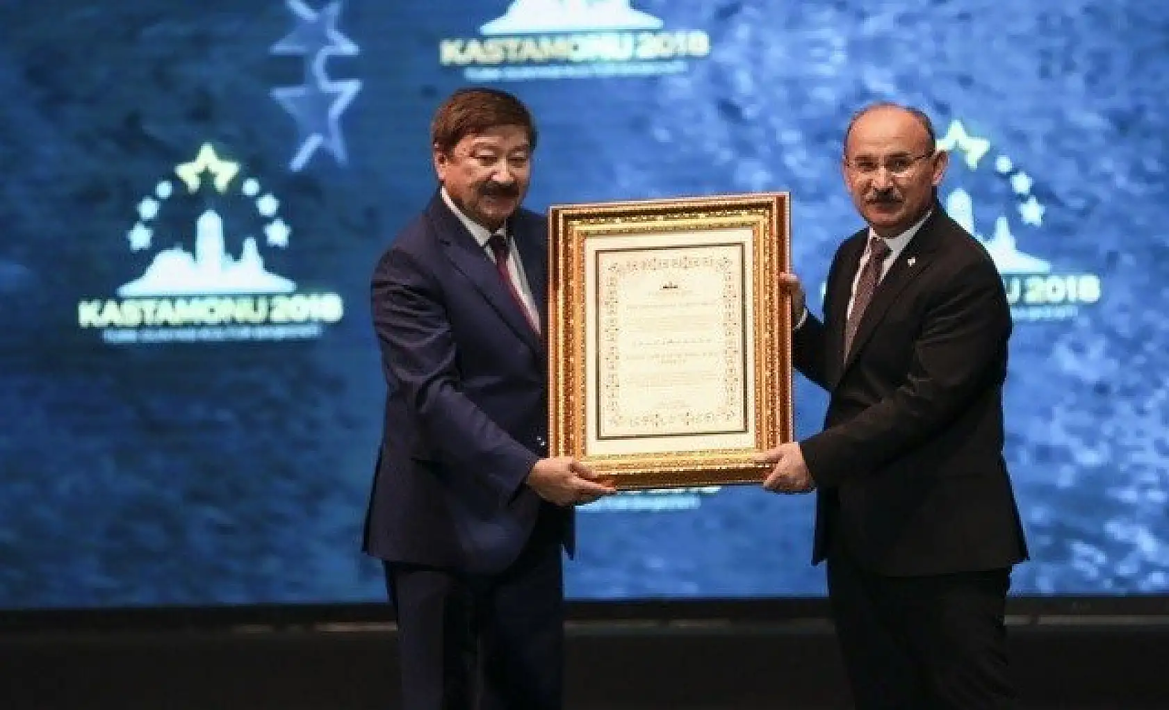 Kastamonu &quot2018 Türk Dünyası Kültür Başkenti" ünvanını devretti