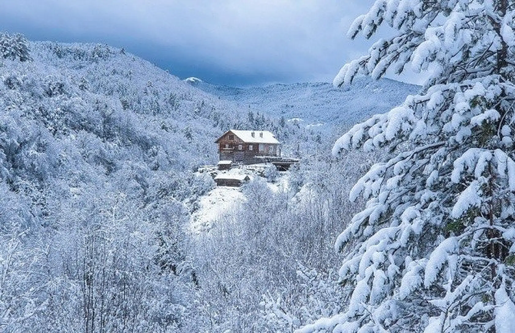 Kastamonu'daki Horma Kanyonu kar altında doyumsuz manzaralar sunuyor