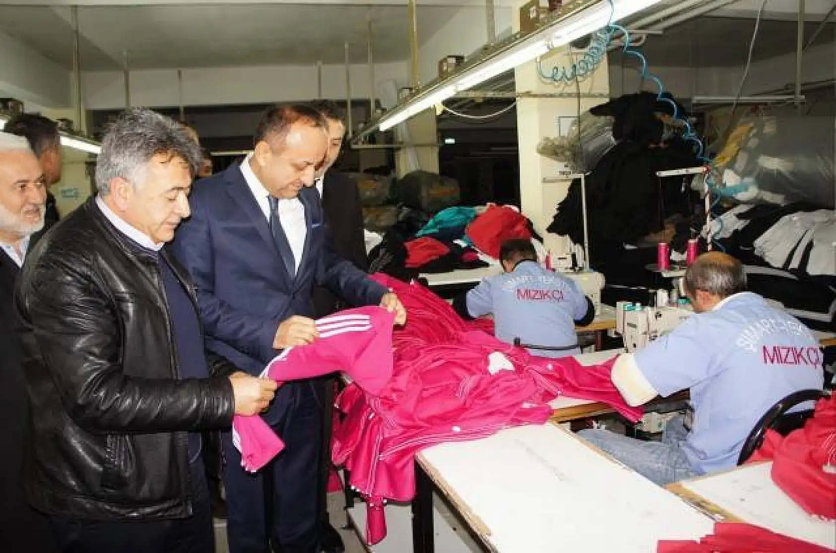 Tahsin Babaş, Araba Pazarını Ziyaret Etti