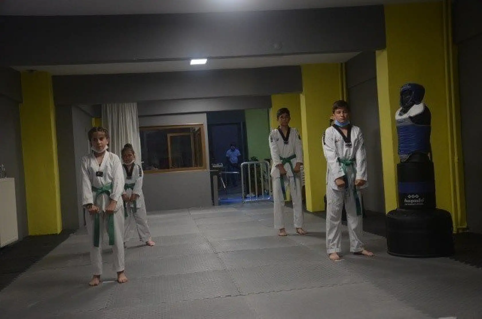 Kovid-19 tedbirli kuşak terfi heyecanı!