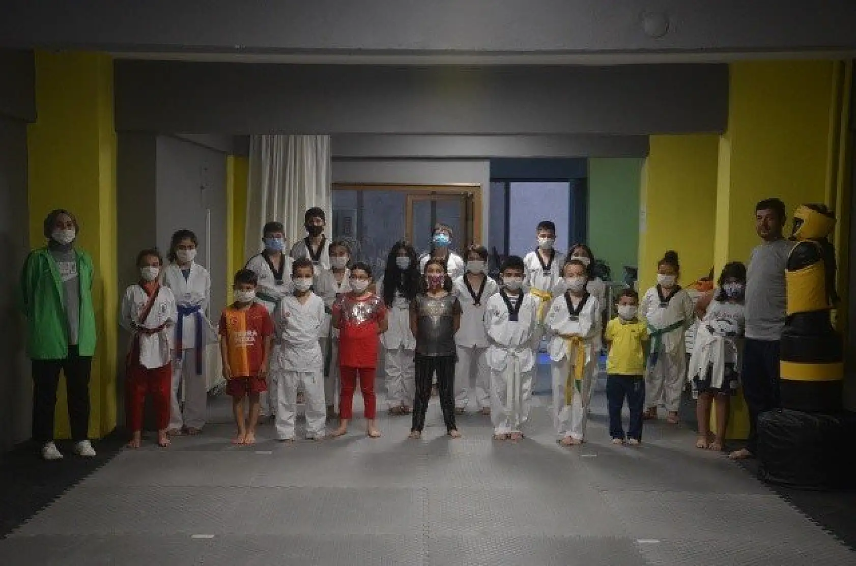 Kovid-19 tedbirli kuşak terfi heyecanı!