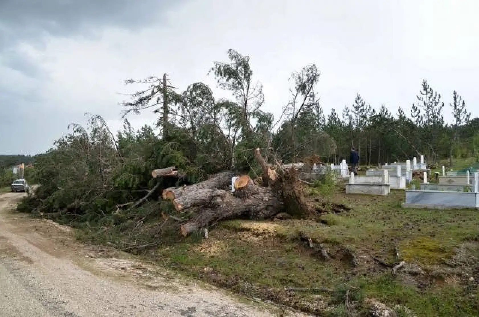 Kastamonu'da hortum dehşet saçtı