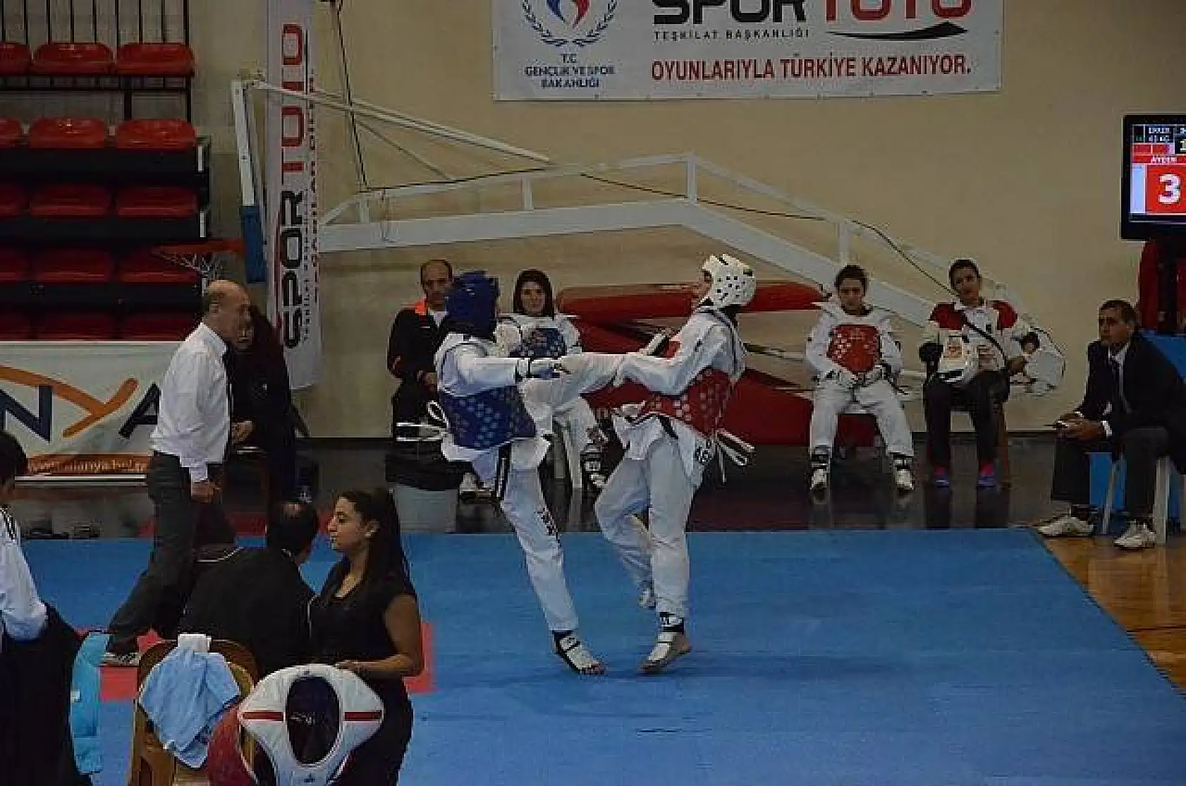 Büyükler Türkiye Taekwondo Şampiyonası 22-27 Şubat 2014 Alanya