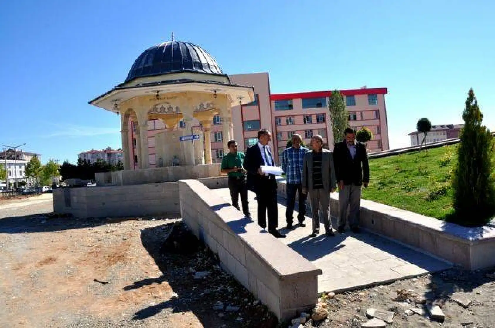 Başkan Topçuoğlu görevine başladı