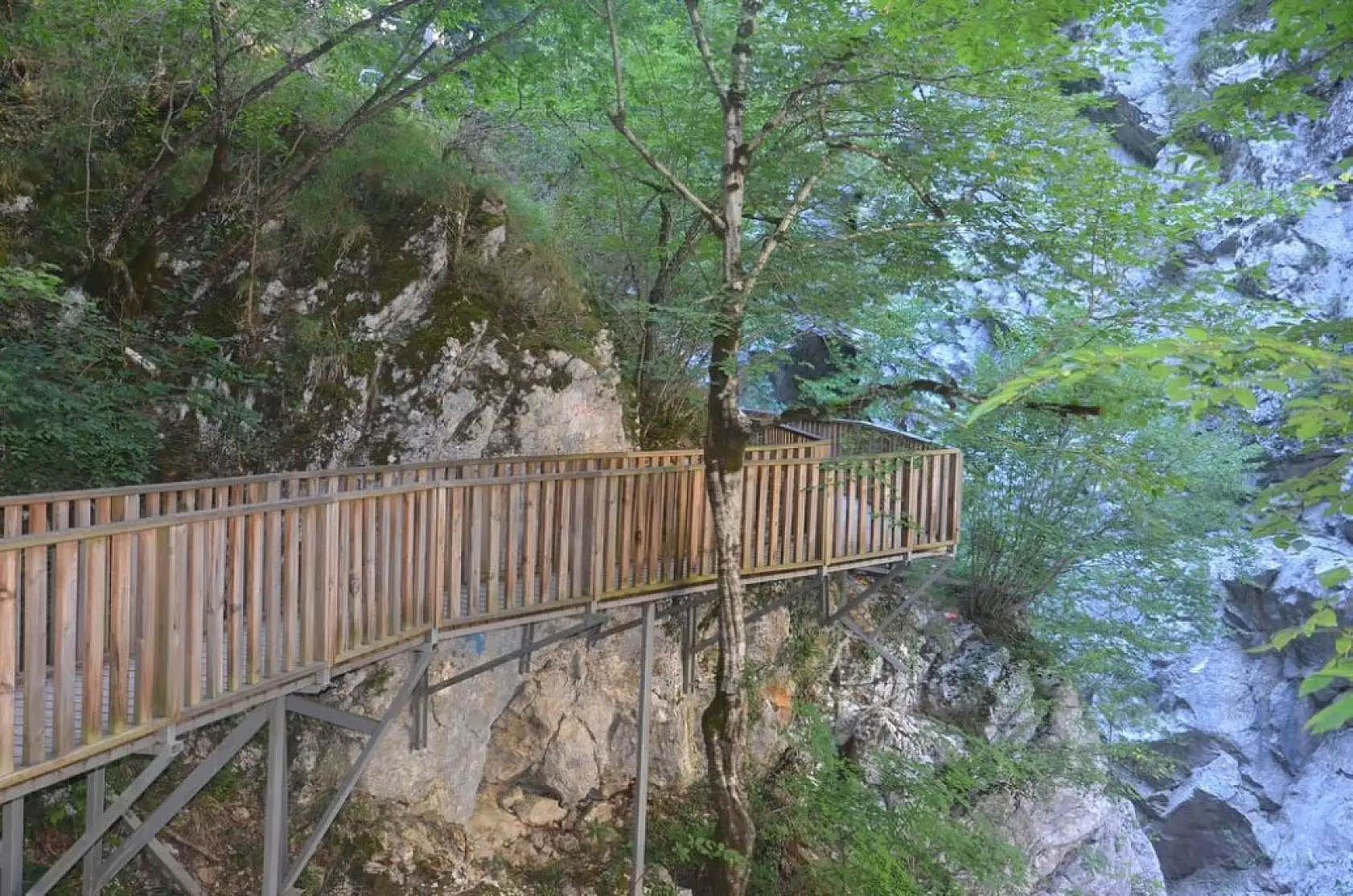 Horma Kanyonu ve Ilıca Şelalesi her mevsim ayrı güzel