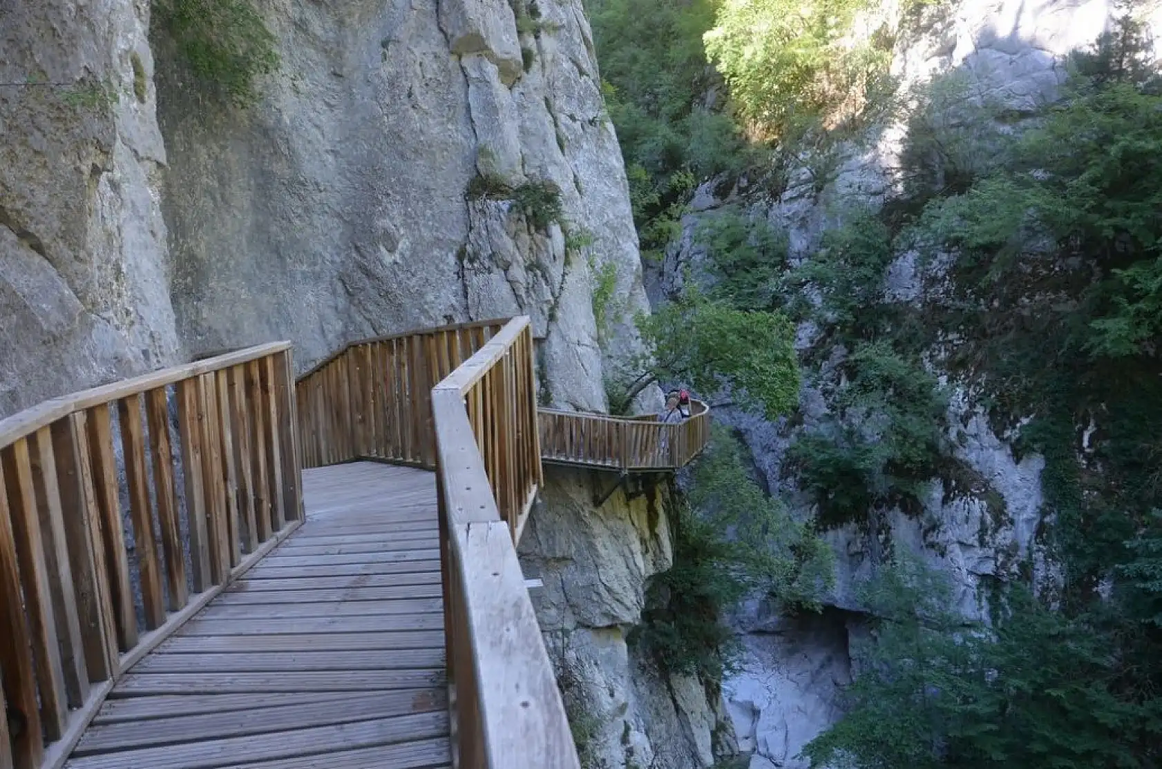 Horma Kanyonu ve Ilıca Şelalesi her mevsim ayrı güzel