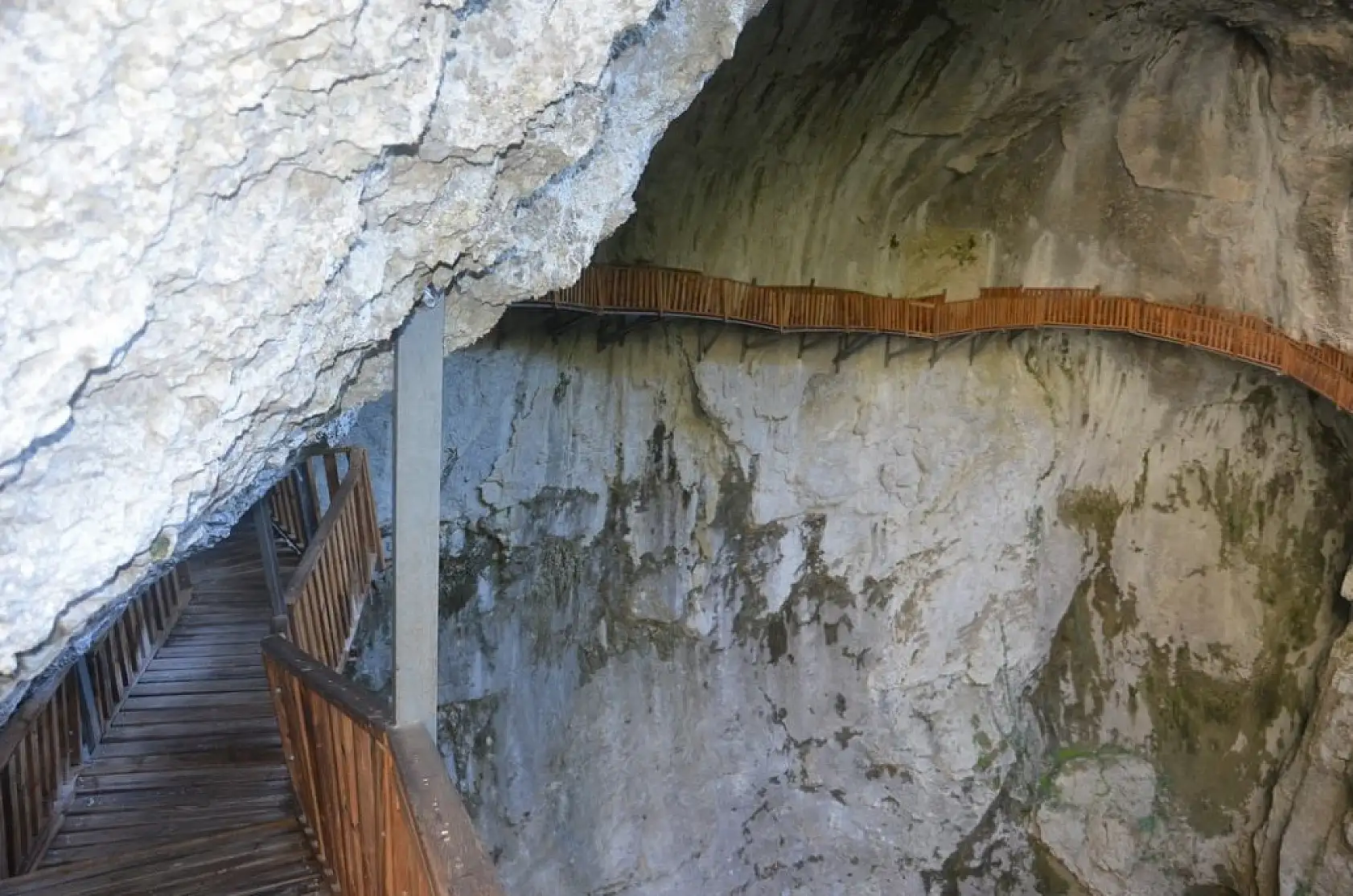 Horma Kanyonu ve Ilıca Şelalesi her mevsim ayrı güzel