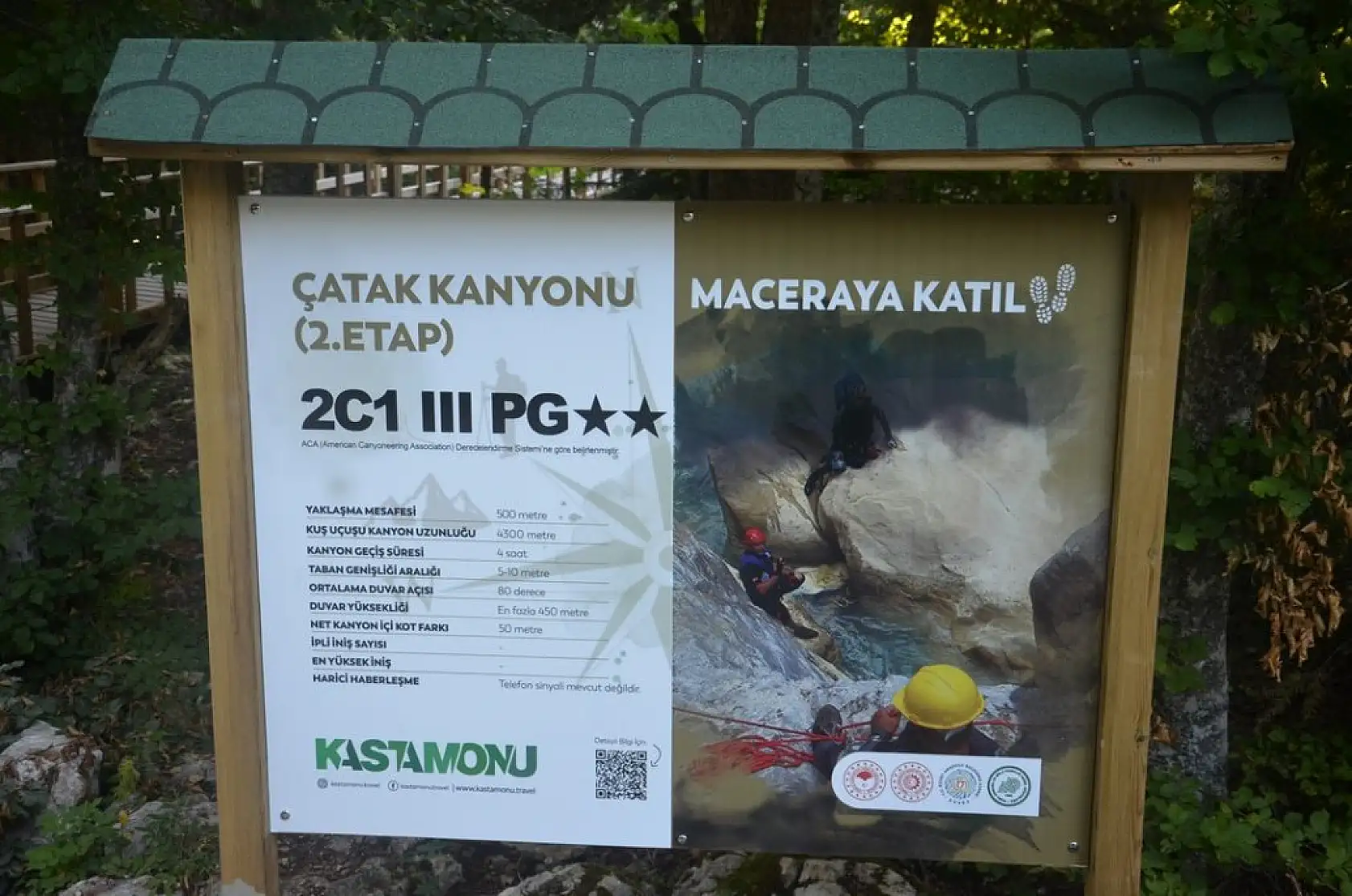 Çatak Kanyonu'ndaki cam teras nefesleri kesiyor