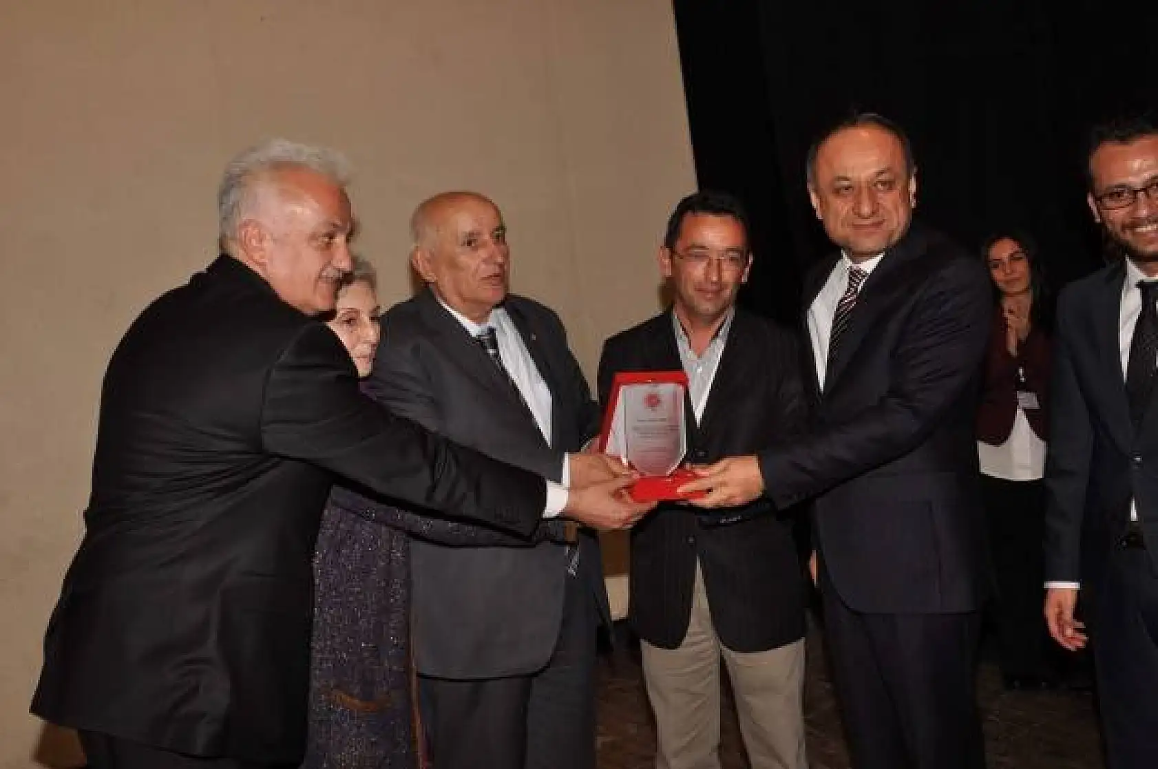 Mehmet Akif Ersoy'un torunu Selma Argon