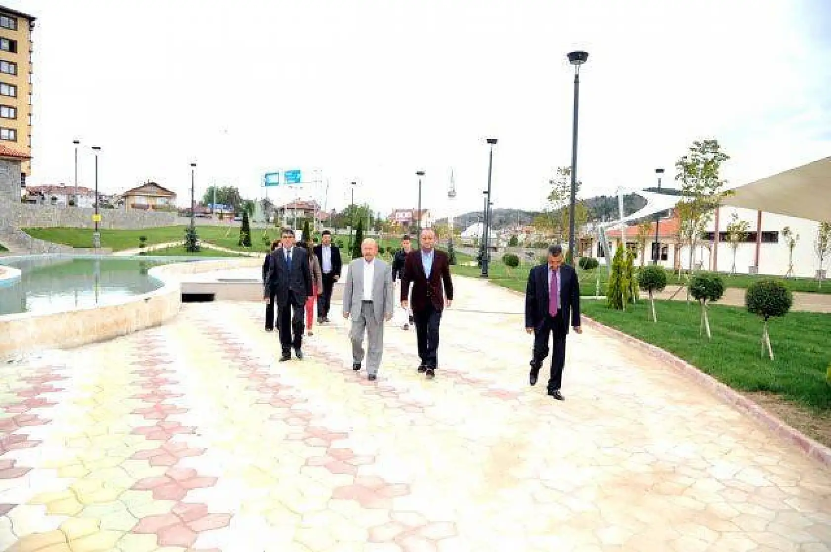 Başkan Topçuoğlu görevine başladı