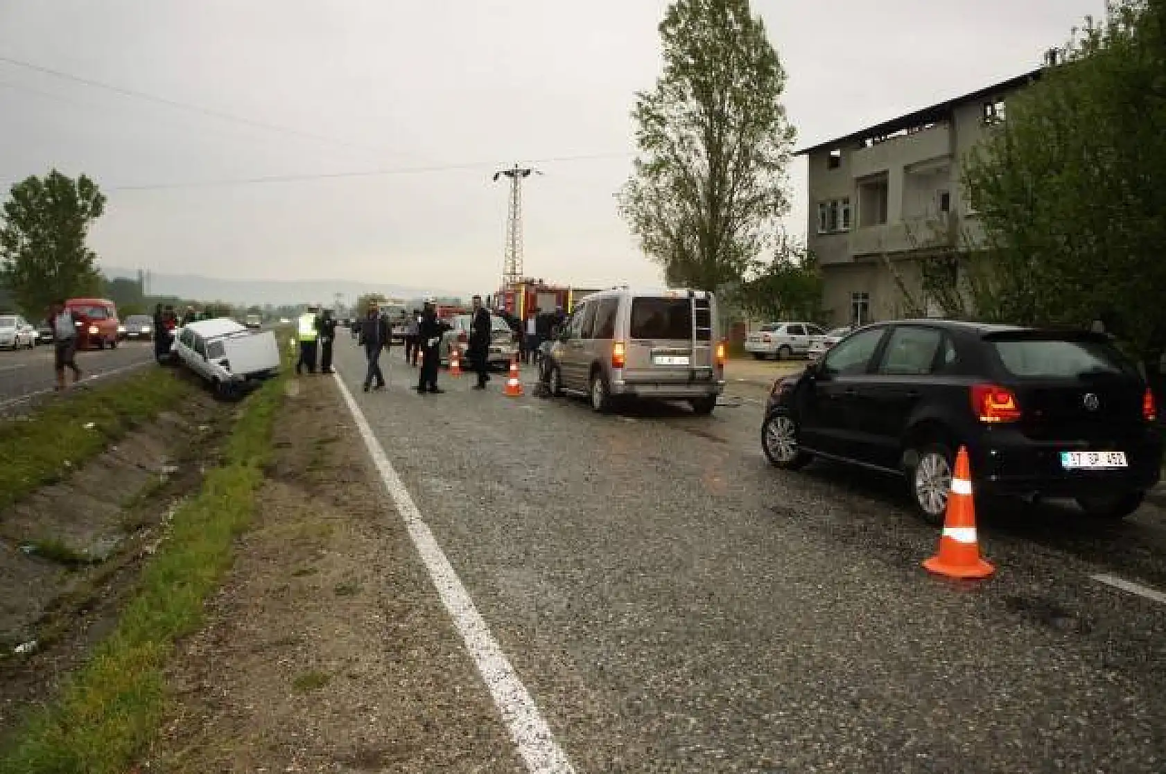 Düğün Konvoyunda Zincirleme Kaza