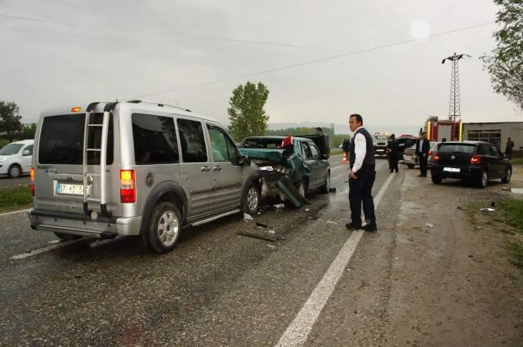 Düğün Konvoyunda Zincirleme Kaza