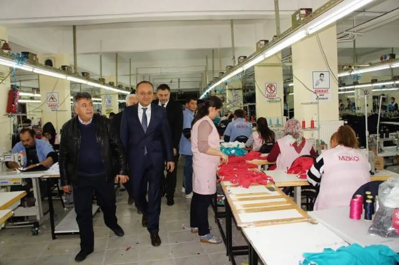 Tahsin Babaş, Araba Pazarını Ziyaret Etti