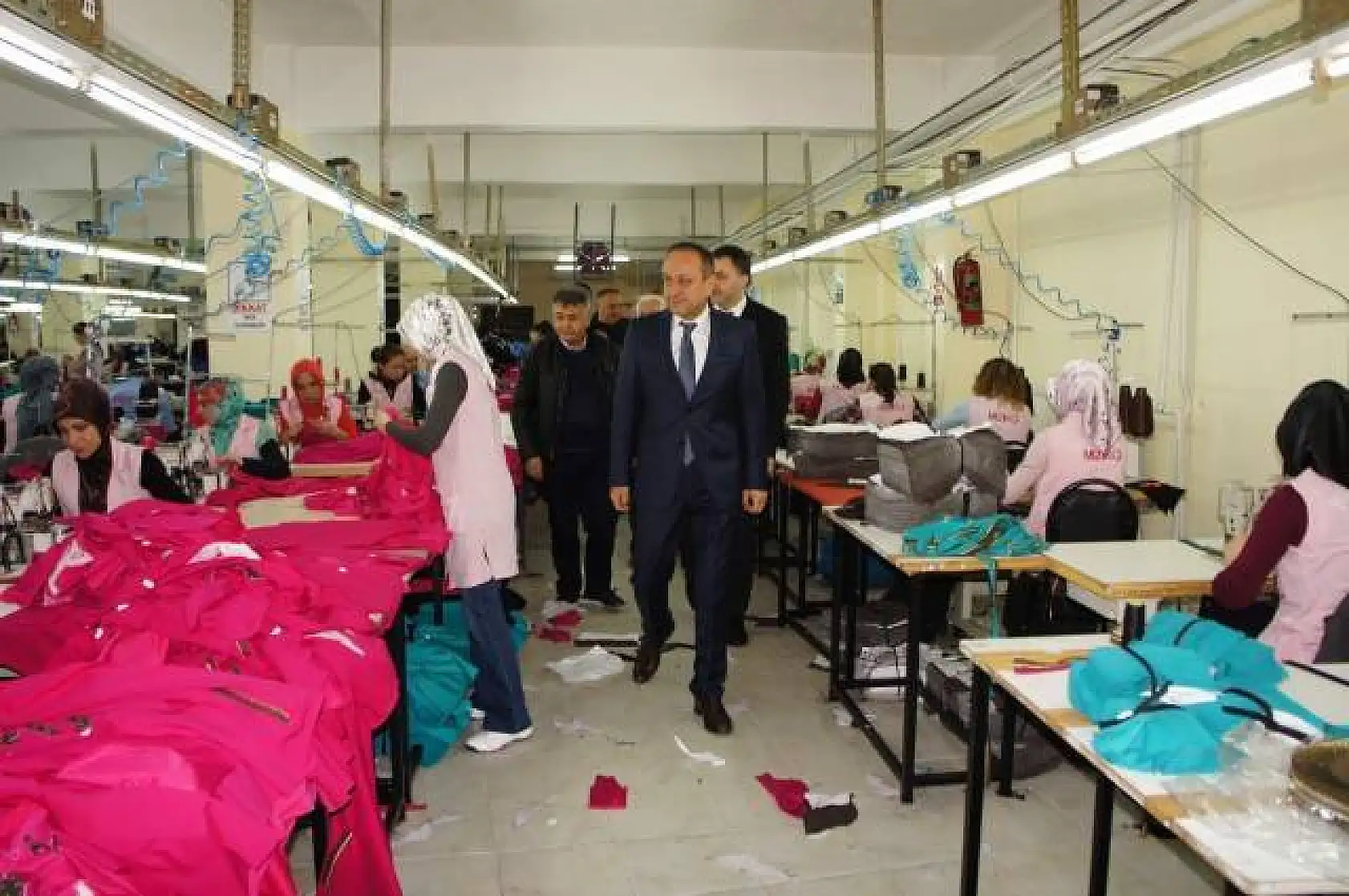 Tahsin Babaş, Araba Pazarını Ziyaret Etti