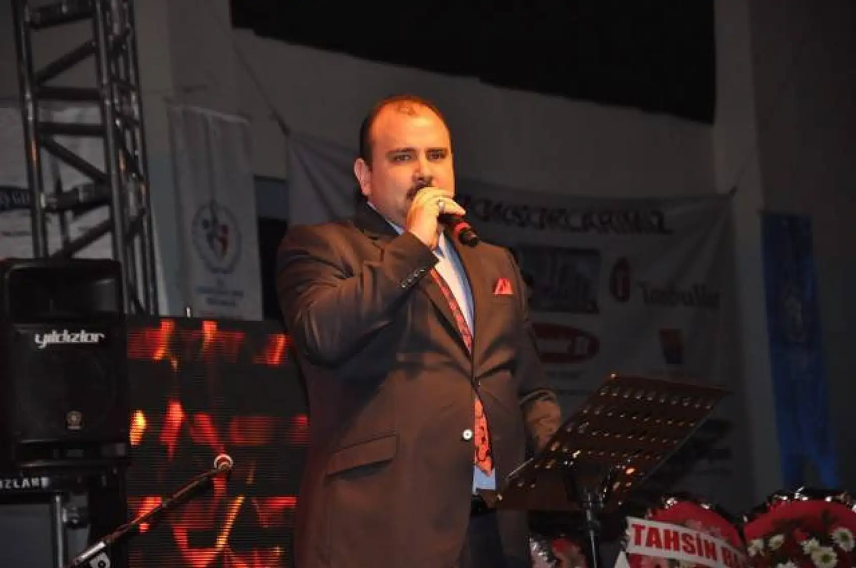 Dursun Ali Erzincanlı Kastamonu'da sahne aldı