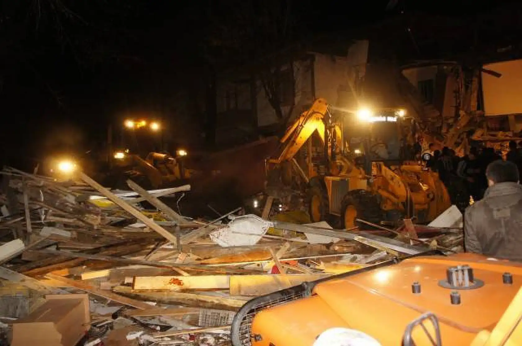 Kastamonu'da şiddetli patlama: 2 ölü, 4 yaralı