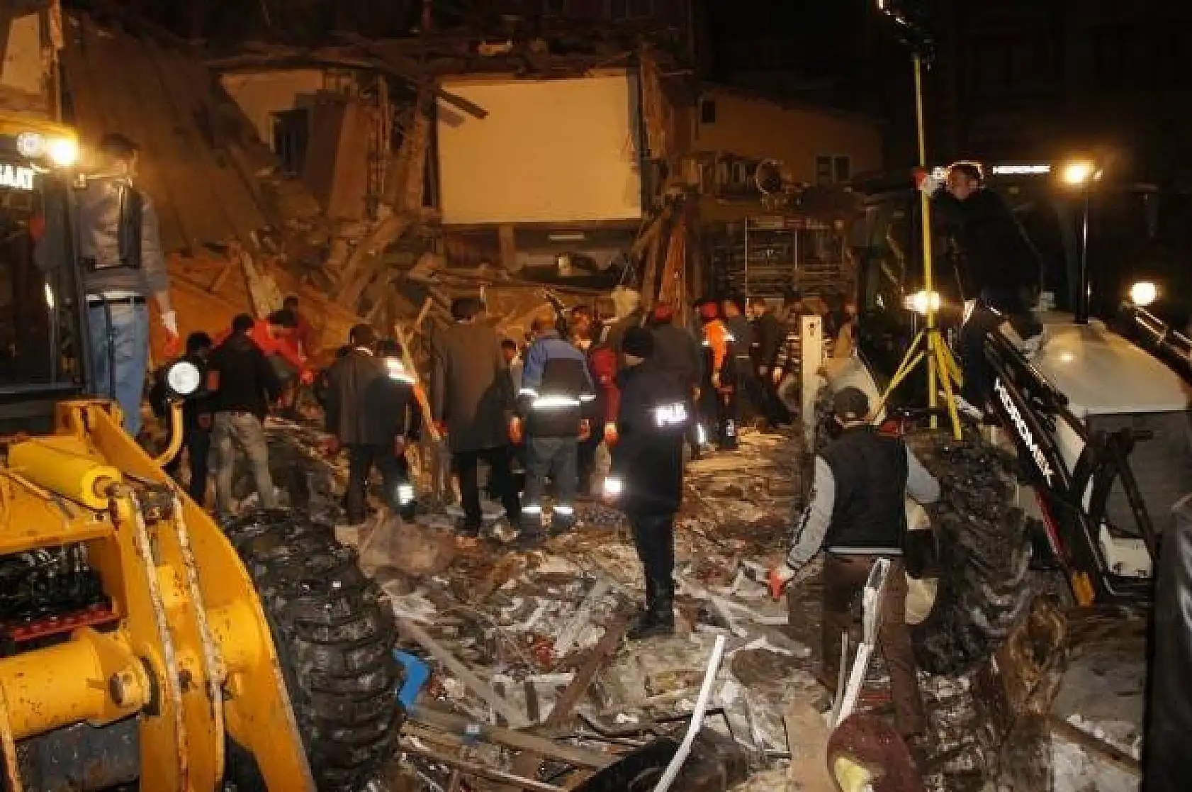 Kastamonu'da şiddetli patlama: 2 ölü, 4 yaralı