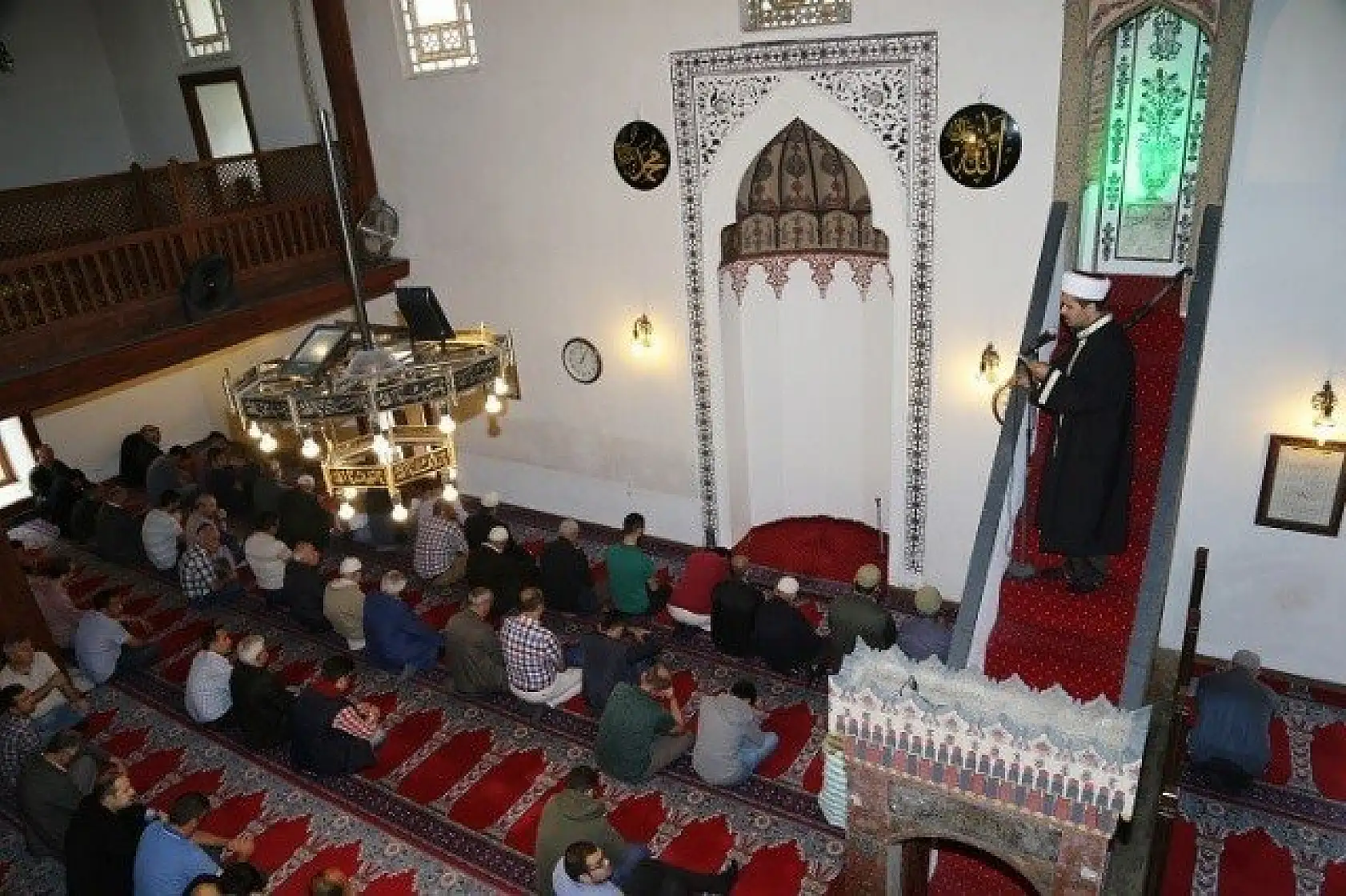 Kastamonu'da kılıçlı hutbe geleneği asırlardır sürüyor