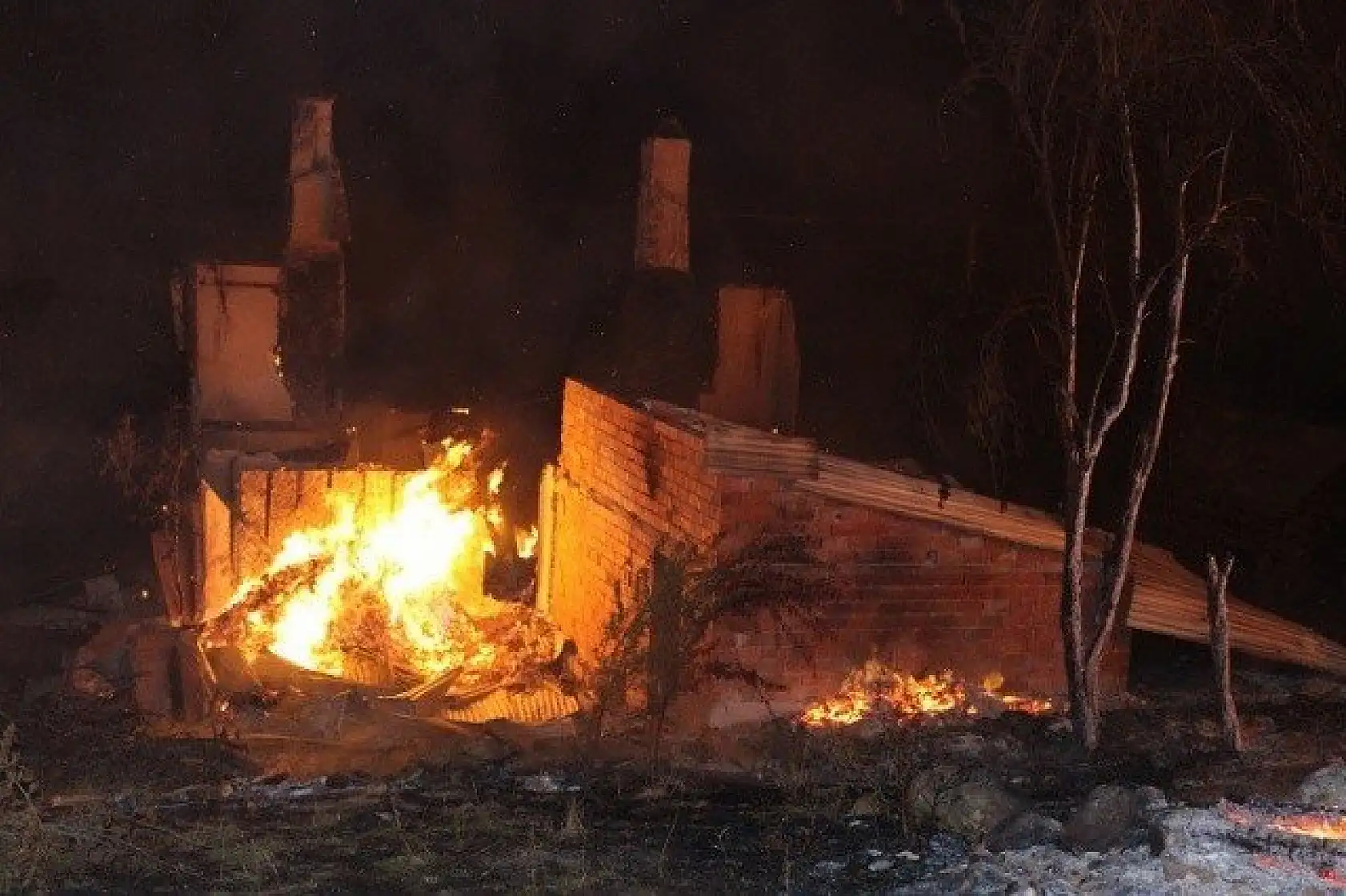 Kastamonu'da 8 ev yandı