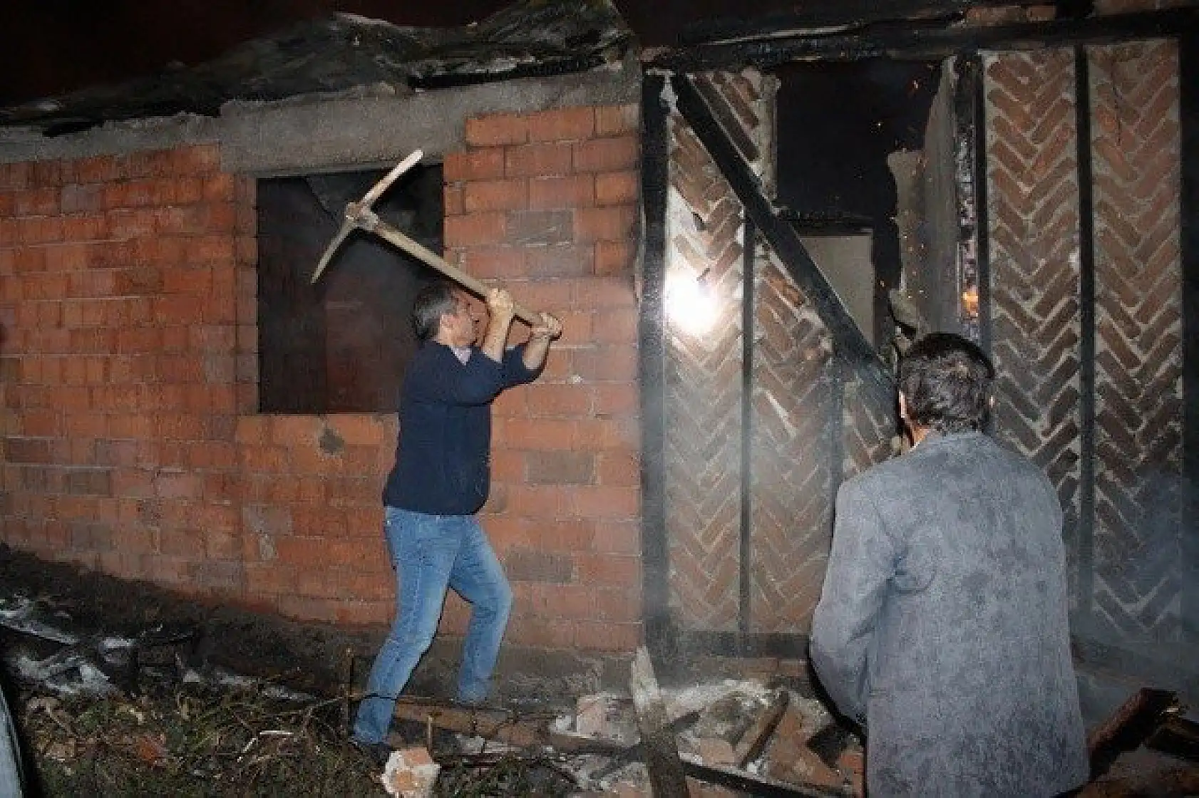 Kastamonu'da 8 ev yandı