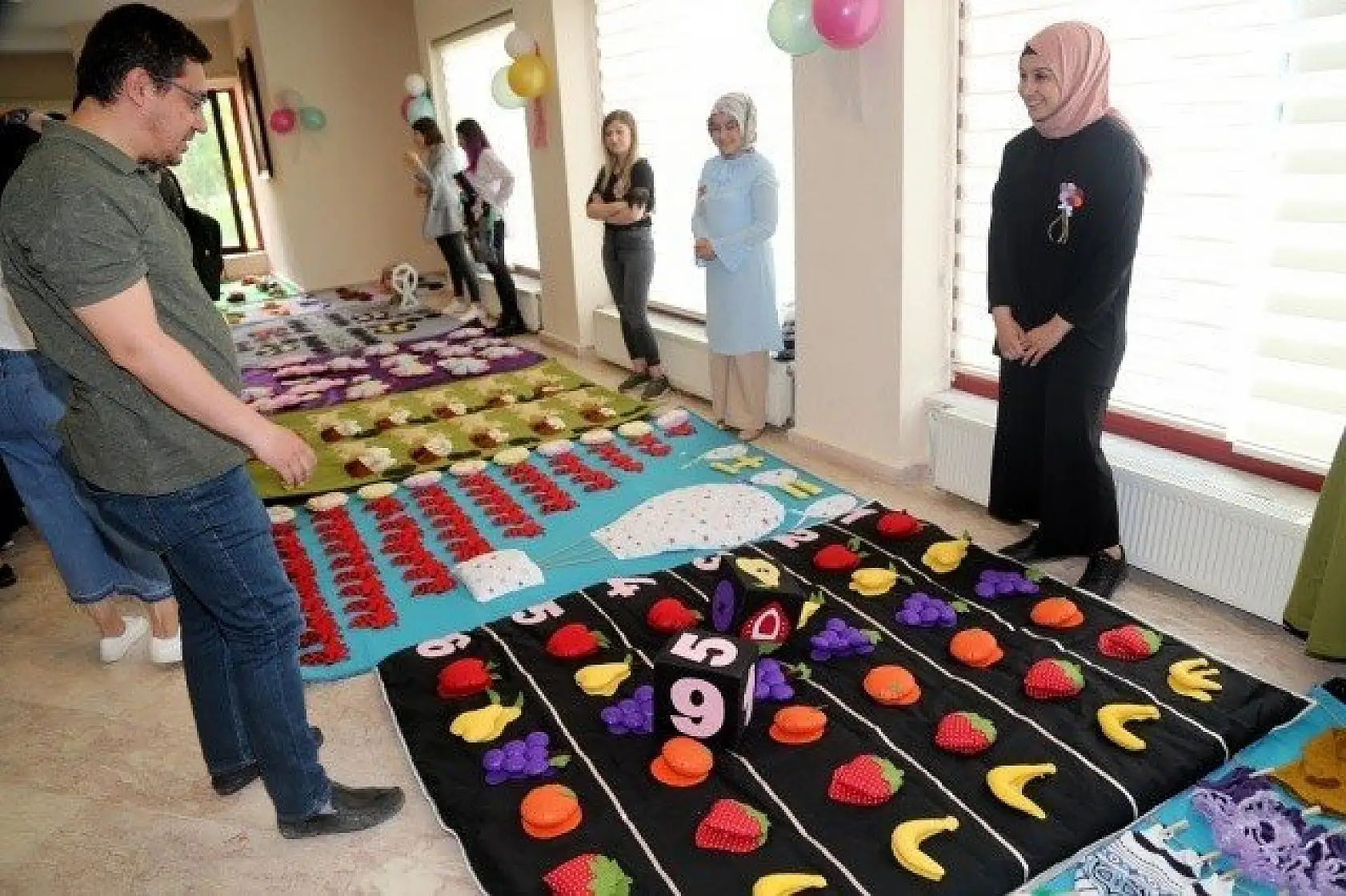 Üniversitelilerin yaptığı oyuncaklar dezavantajlı öğrencilere verilecek