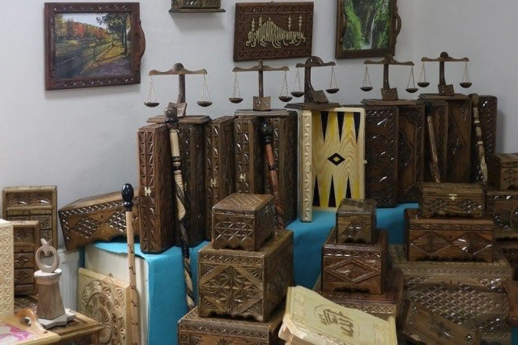 Cezaevini adeta &quotfabrika&quotya çevirdiler