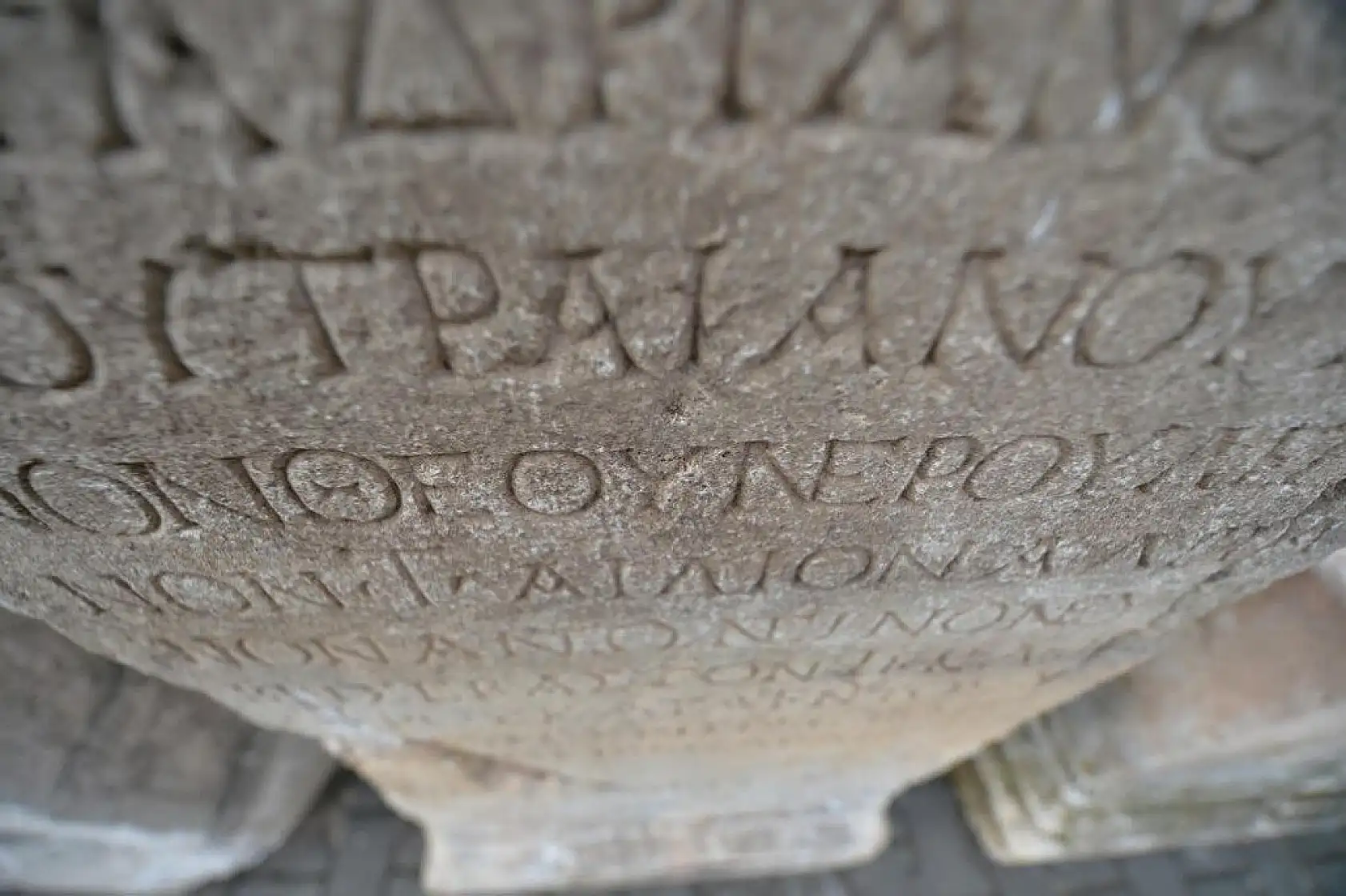 Mezardan 1800 yıllık 'ölü hediyeleri' çıktı