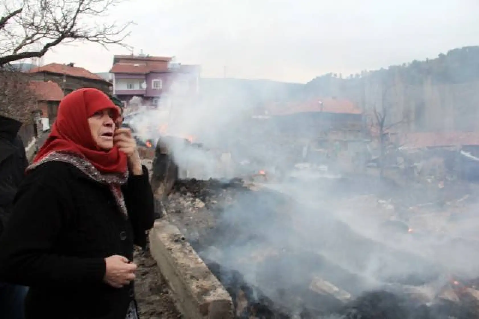 Çorum'da yangın: 29 ev kül oldu