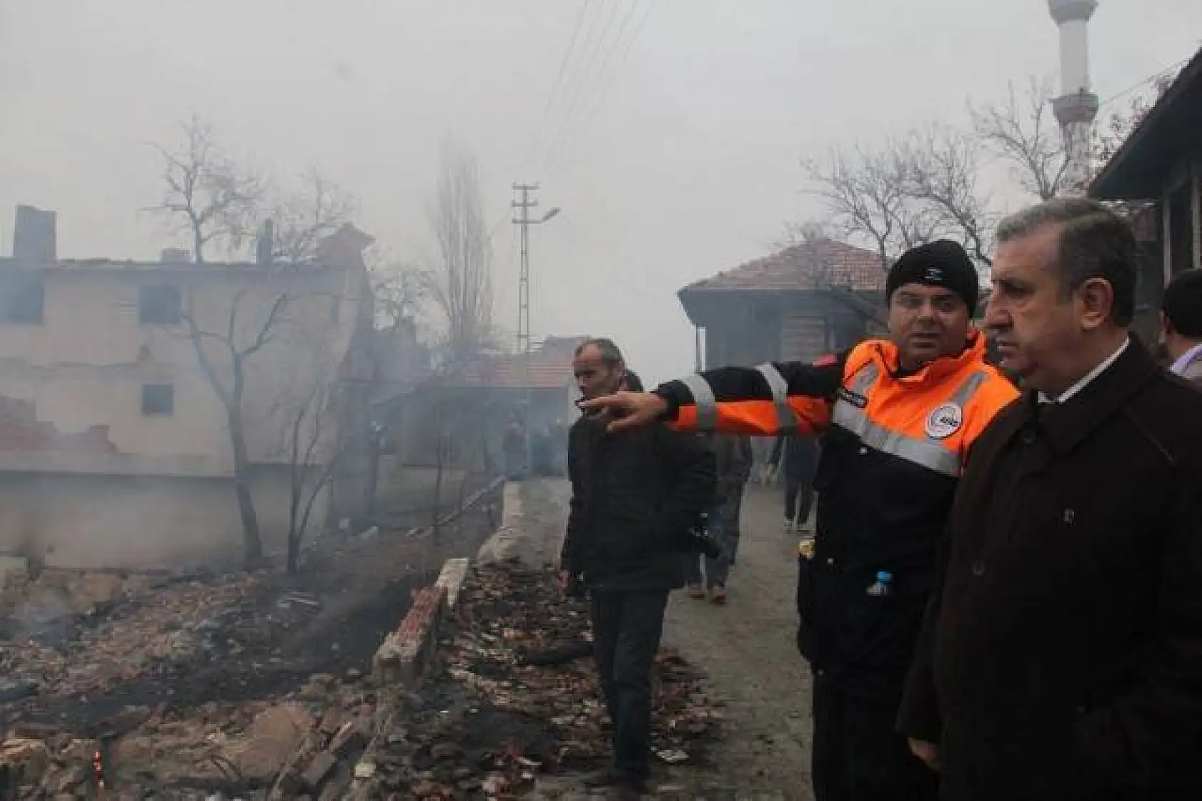 Çorum'da yangın: 29 ev kül oldu