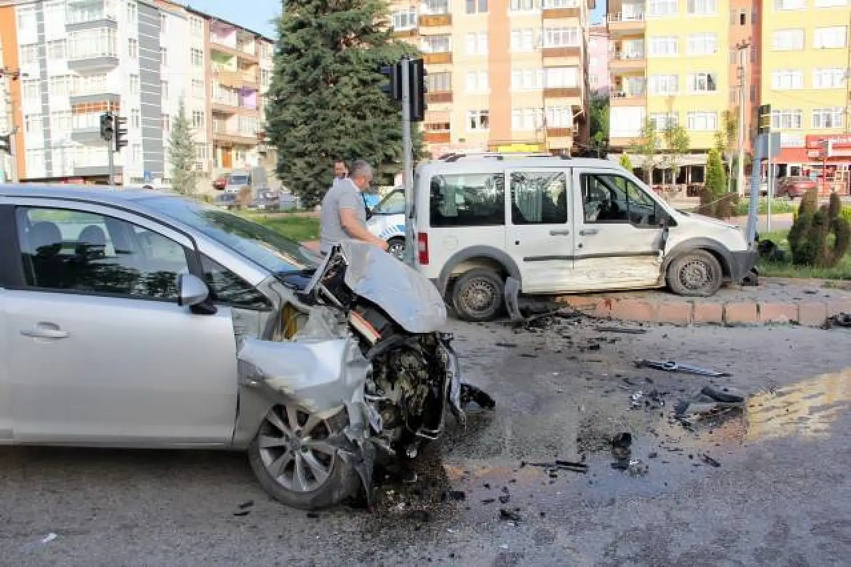 Trafik kazasında can pazarı