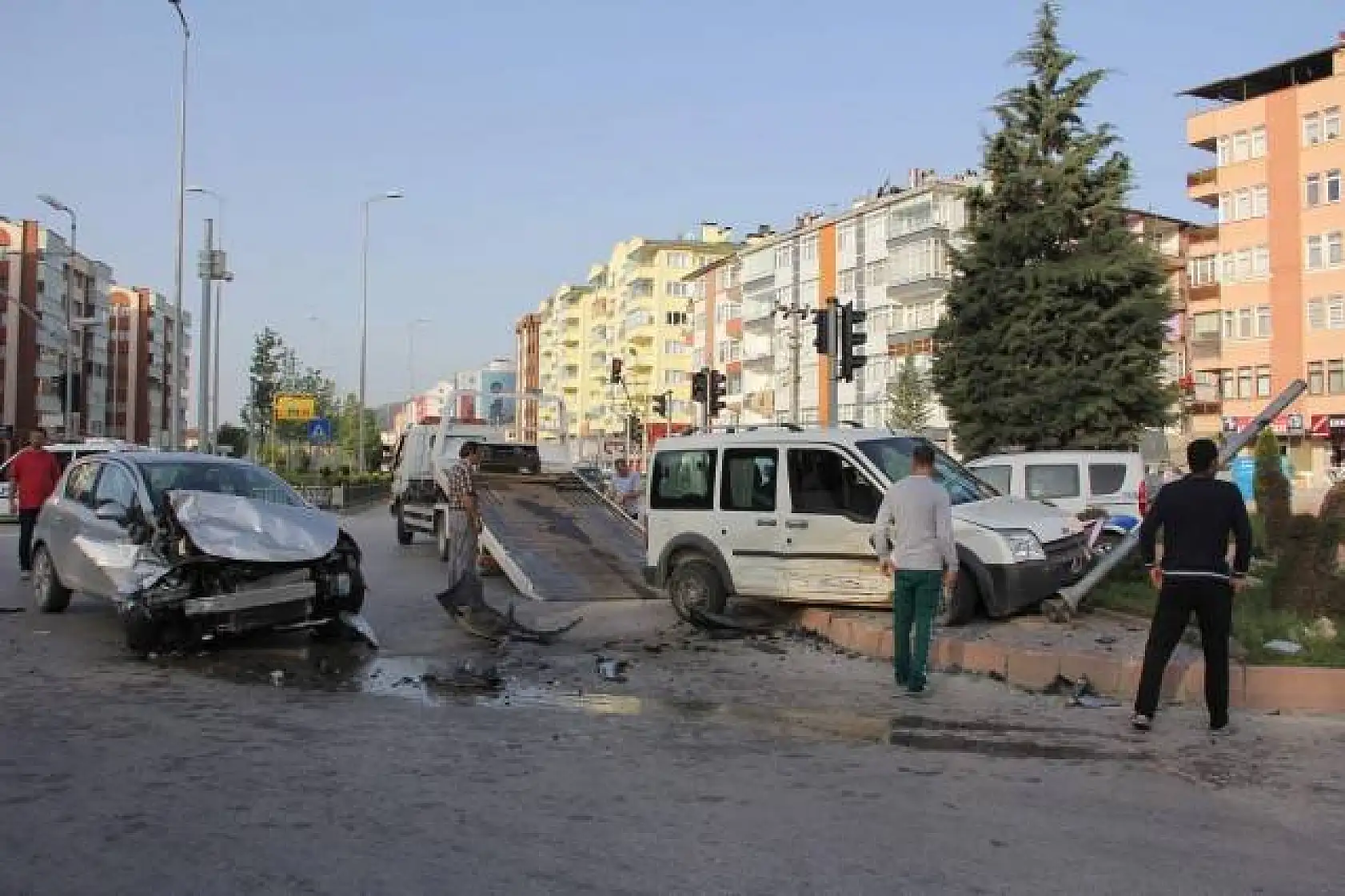 Trafik kazasında can pazarı