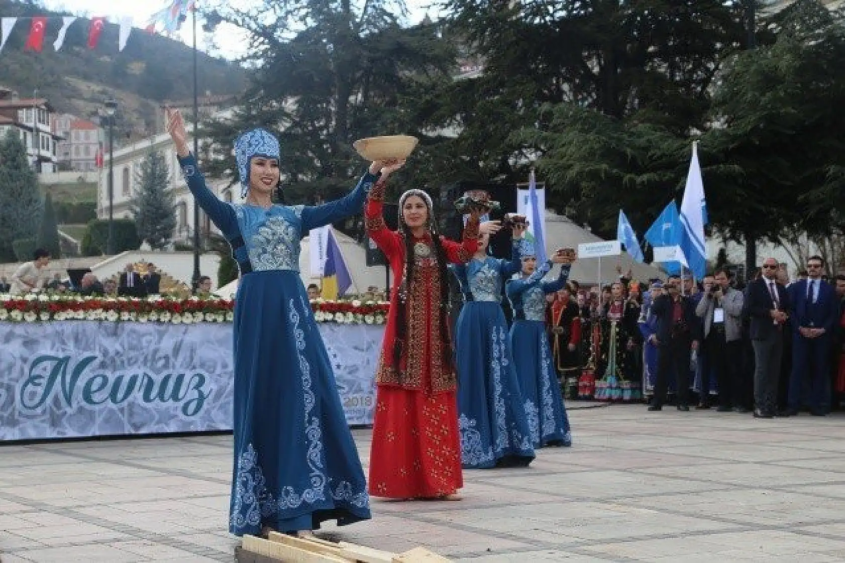 Nevruz Bayramı kutlanıyor