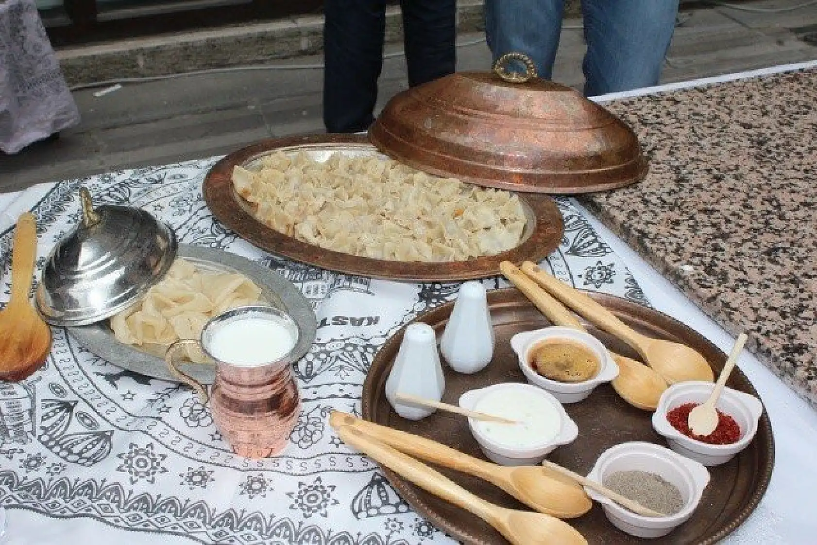 Kastamonu'nun lezzetleri 600 yıllık handa yarıştı