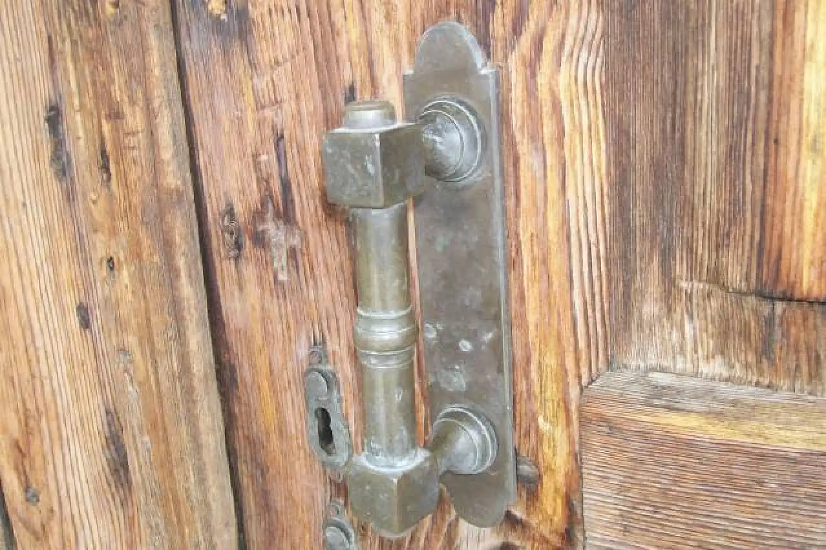 Köylüler okullarına sahip çıktı