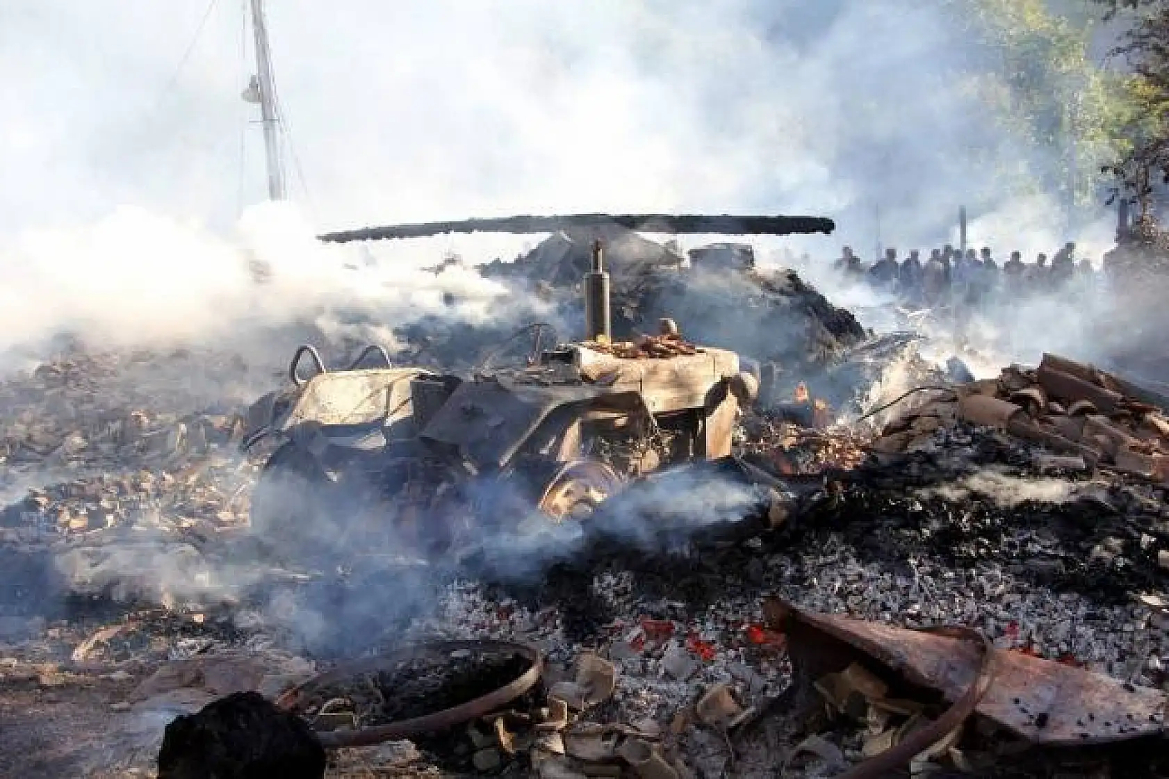 Yangın bir köyü yok etti