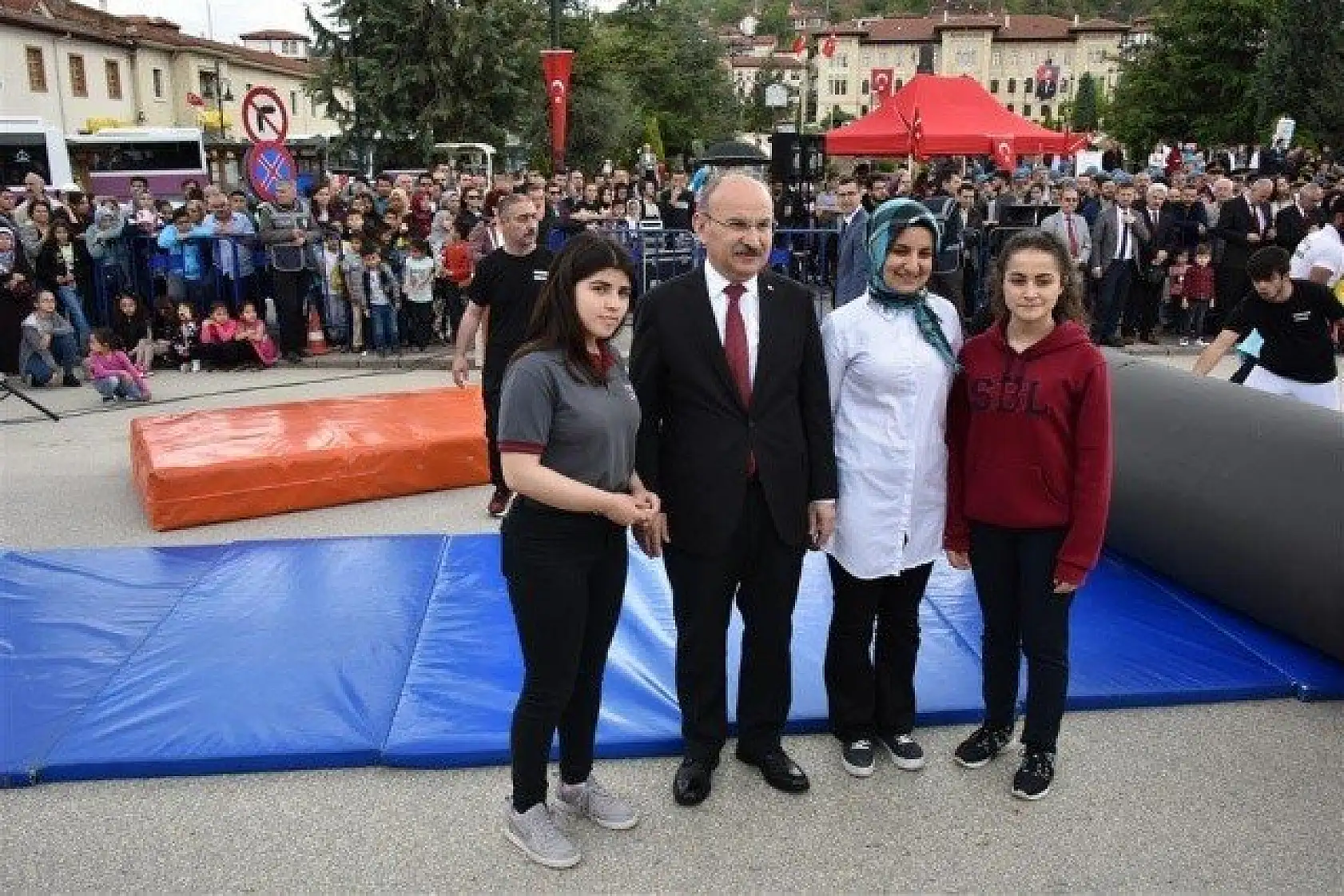 19 Mayıs Atatürk'ü Anma, Gençlik ve Spor Bayramı kutlandı