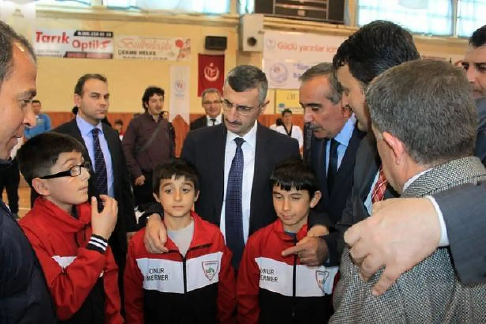 Amatör Spor Kulüplerine malzeme yardım töreni