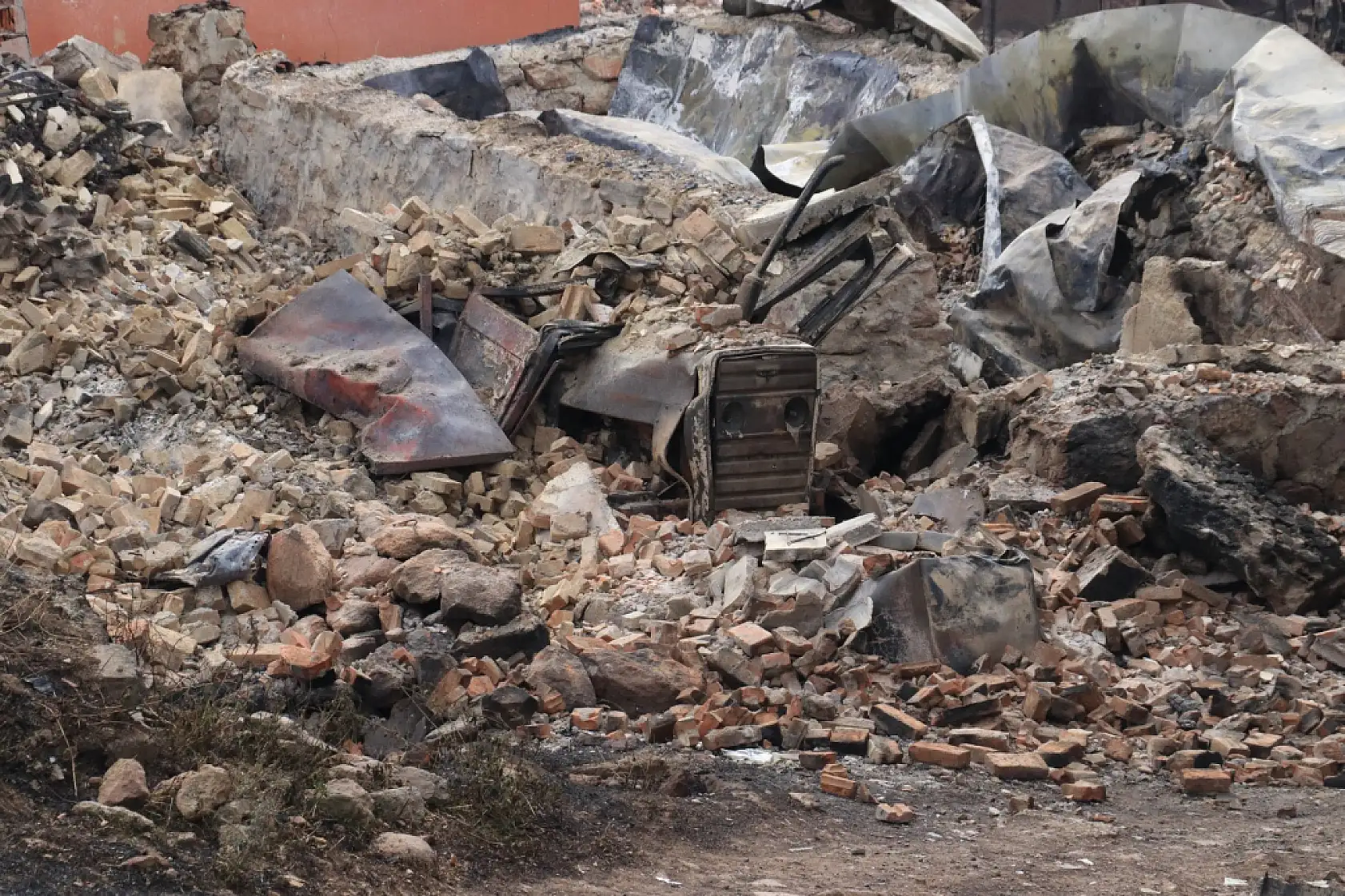 47 evin yandığı yangından geriye kalanlar!