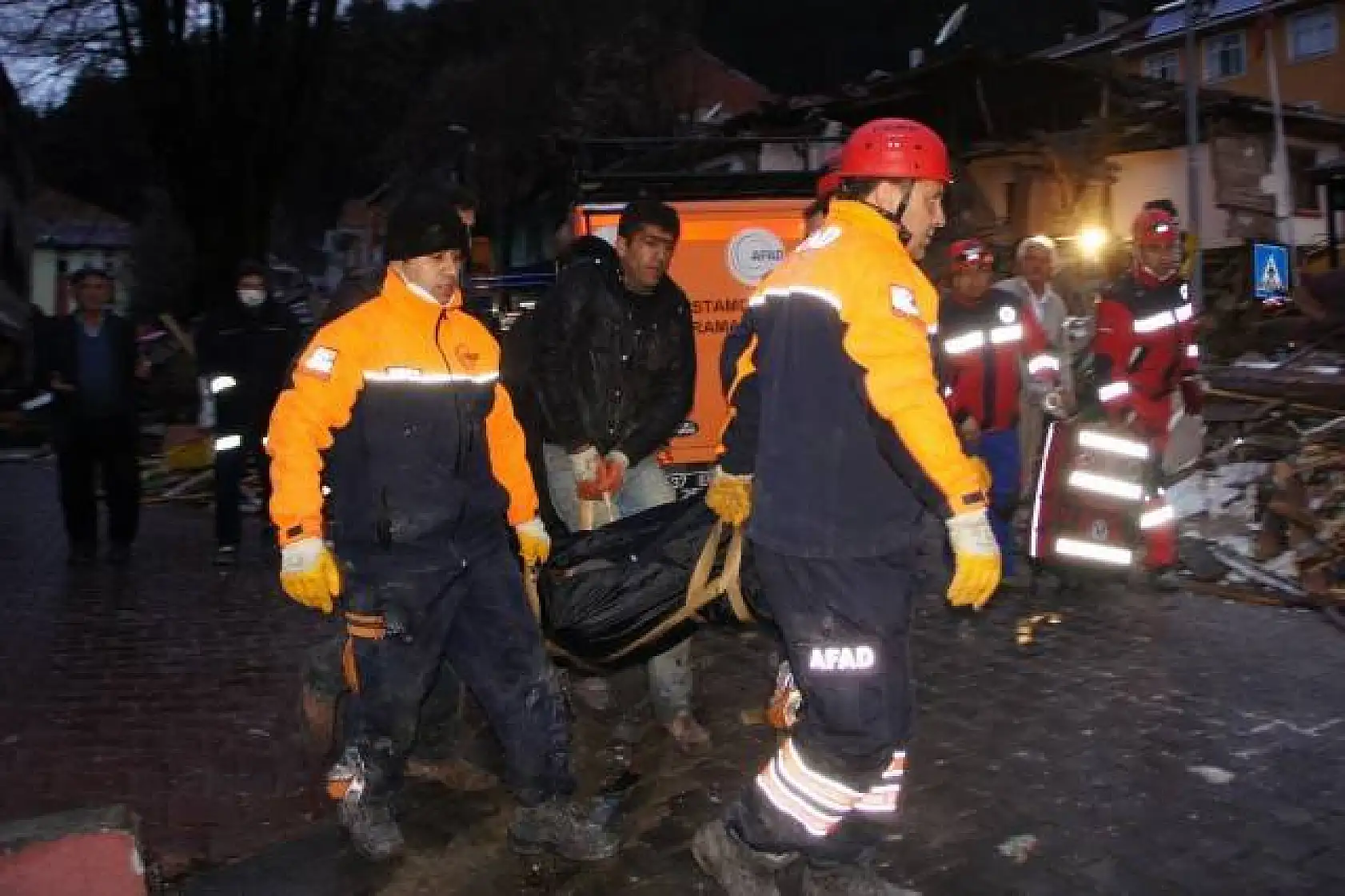 Kastamonu'da şiddetli patlama: 2 ölü, 4 yaralı