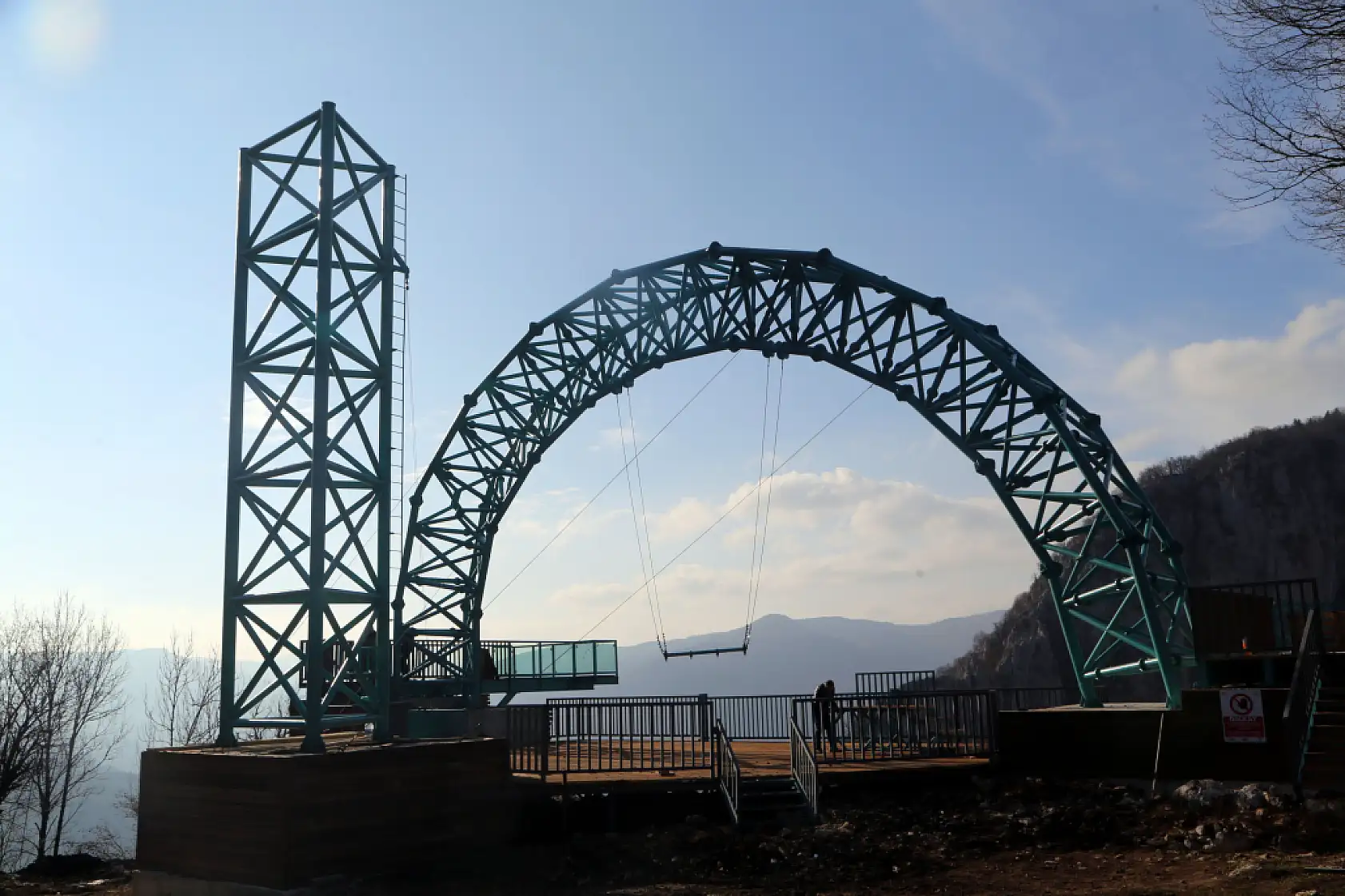 Valla Kanyonu girişine uçurum salıncağı