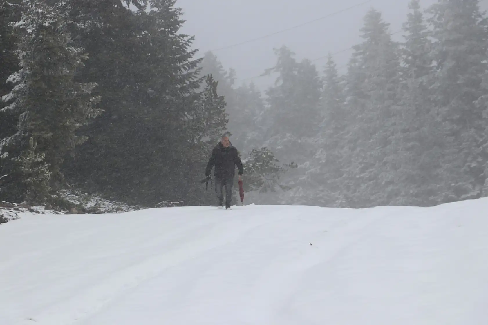 Ilgaz Dağı'na nisan karı
