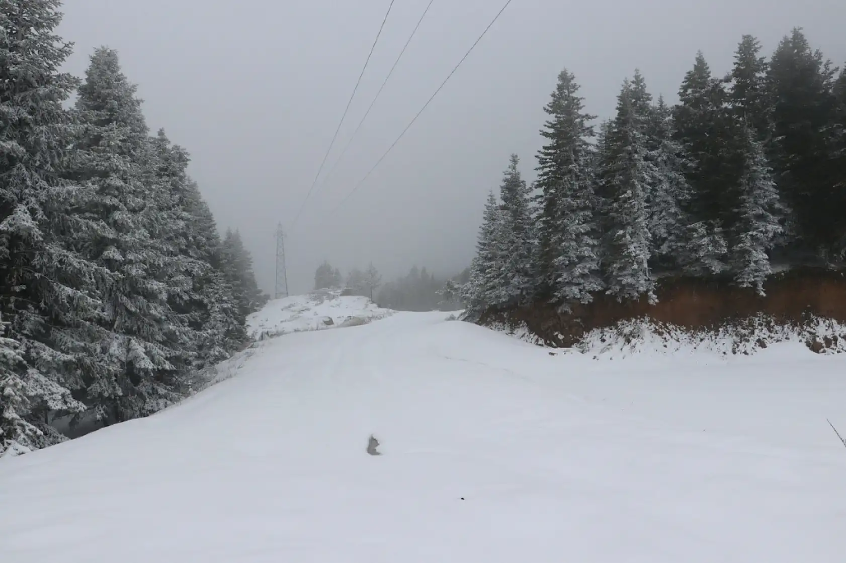 Ilgaz Dağı'na nisan karı