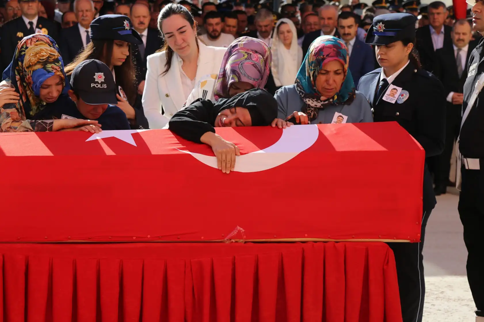 Kastamonu, şehidini uğurladı