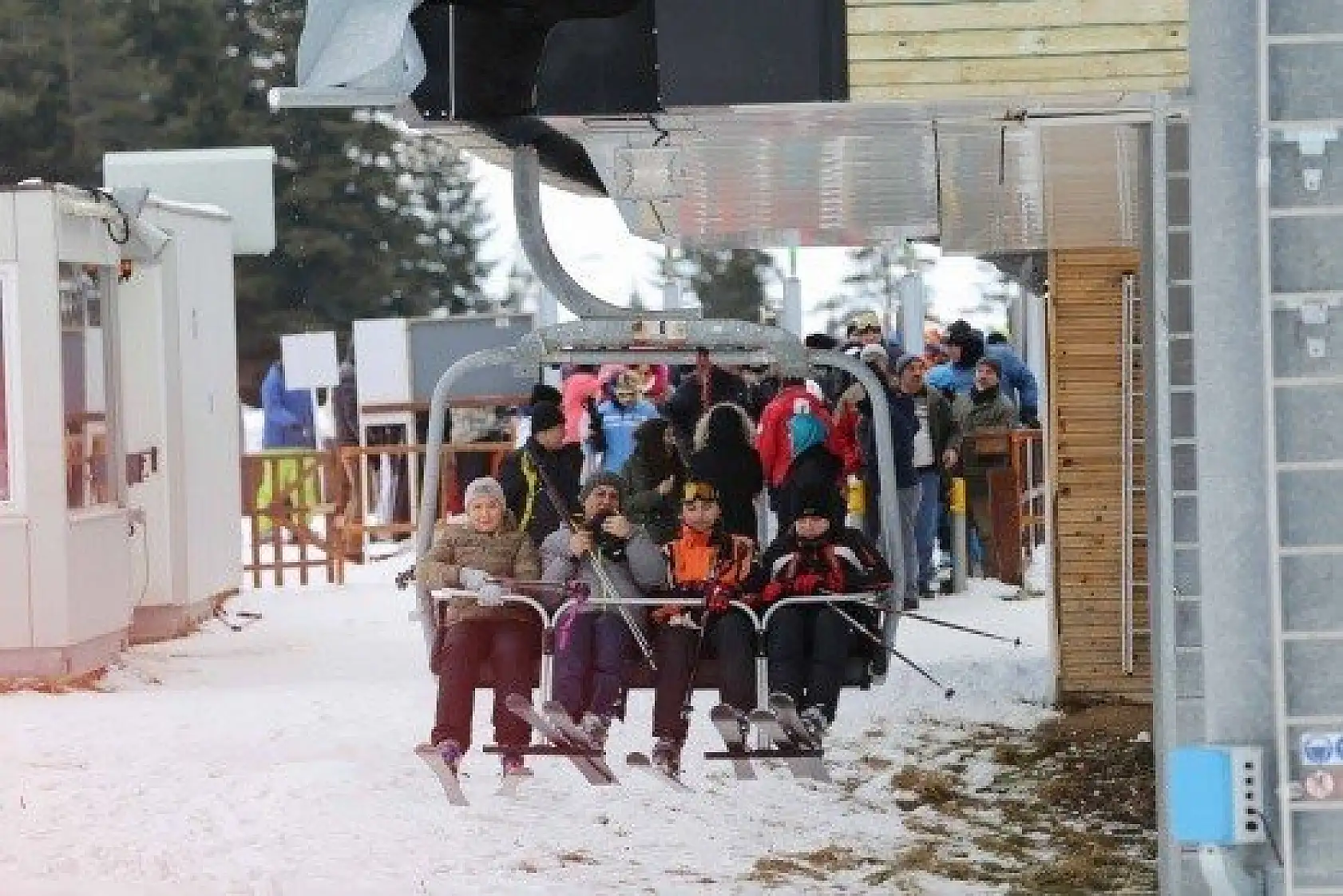 Anadolu'nun &quotyüce dağı&quotnda kayak keyfi