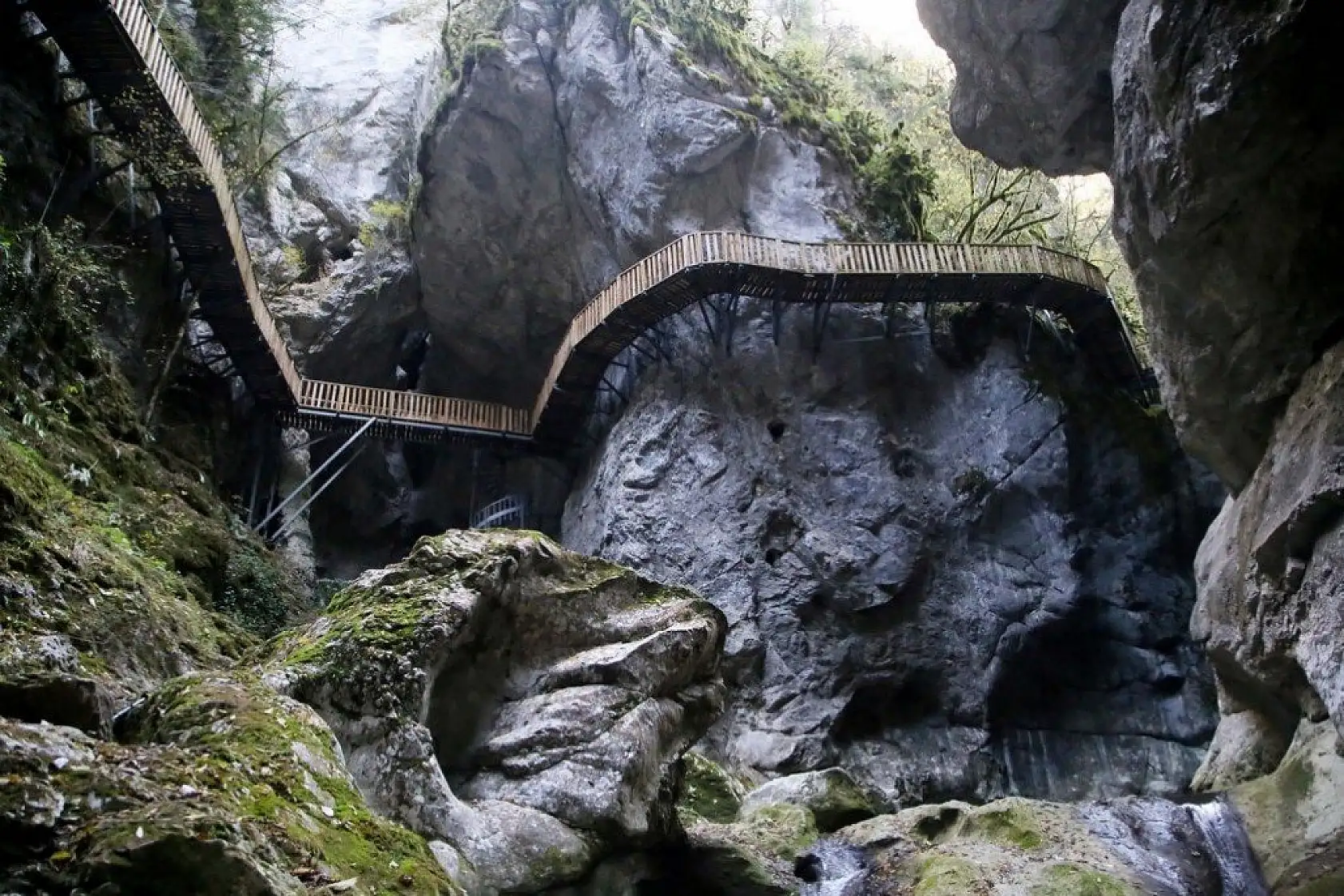 Pınarbaşı her mevsim ziyaretçilerini cezbediyor