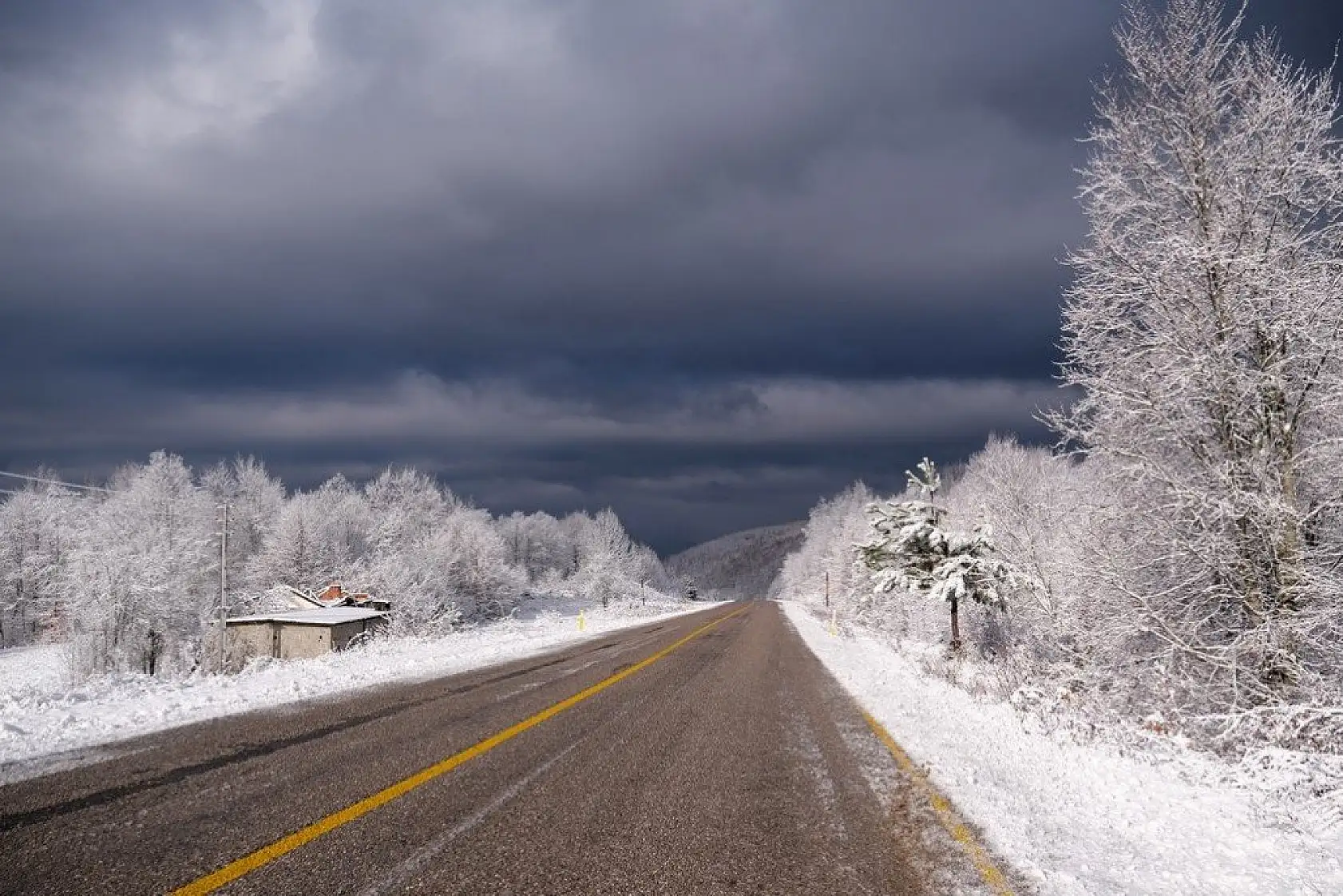 Kastamonu'da kar yağışı kartpostallık manzaralar oluşturdu